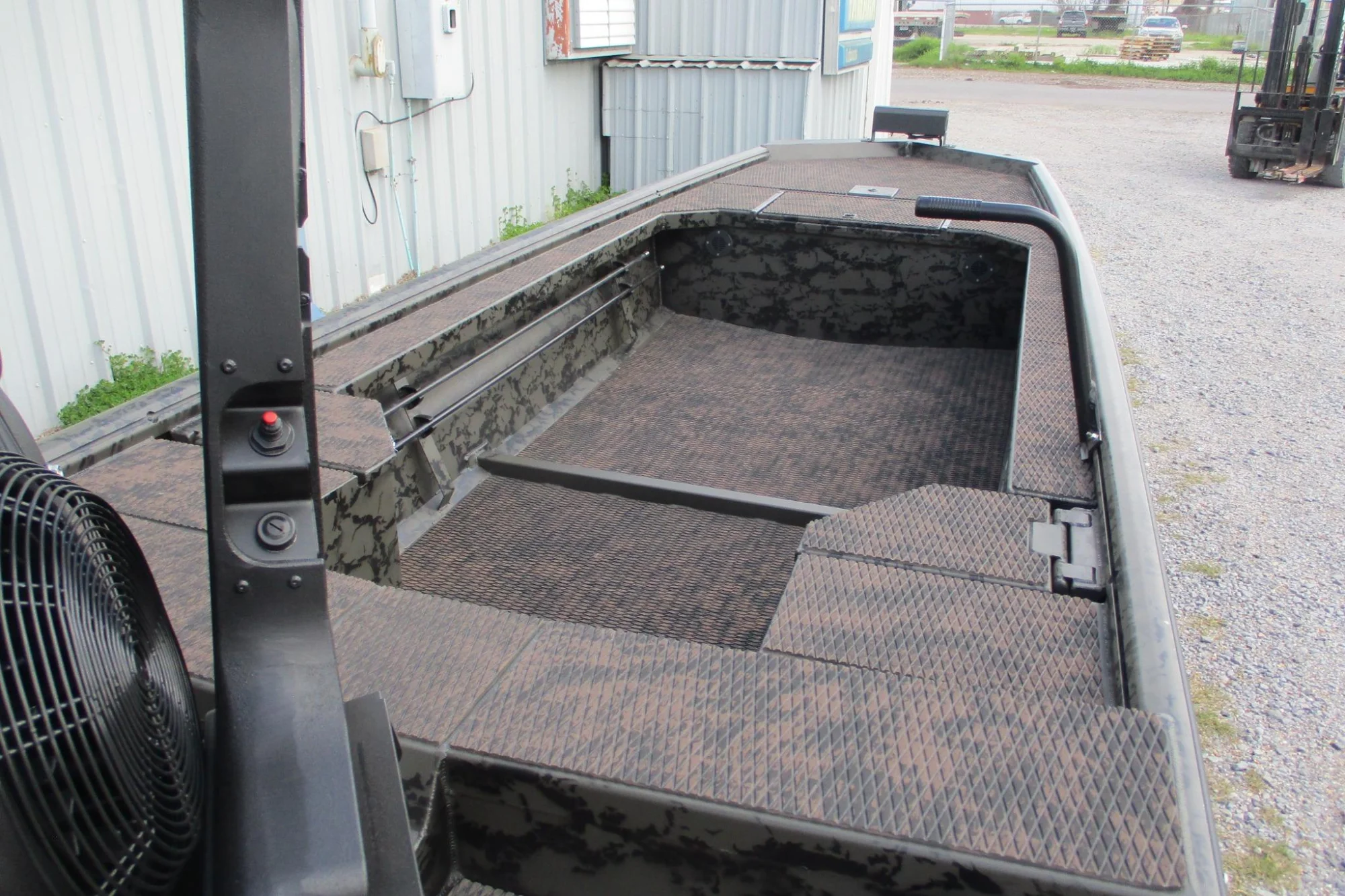 2026 Gator Tail 1754 Extreme - Image 5