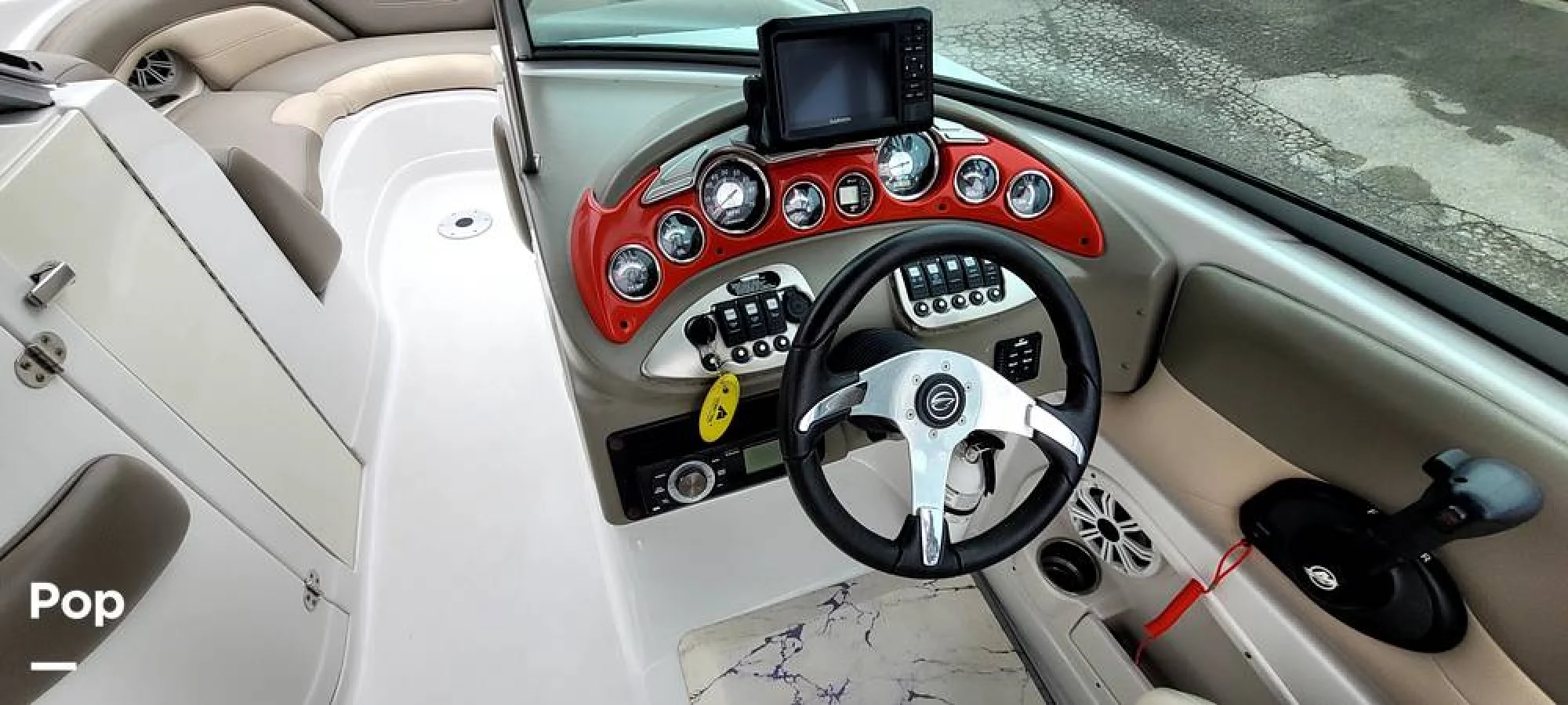 2011 Crownline 240 LS - Image 2