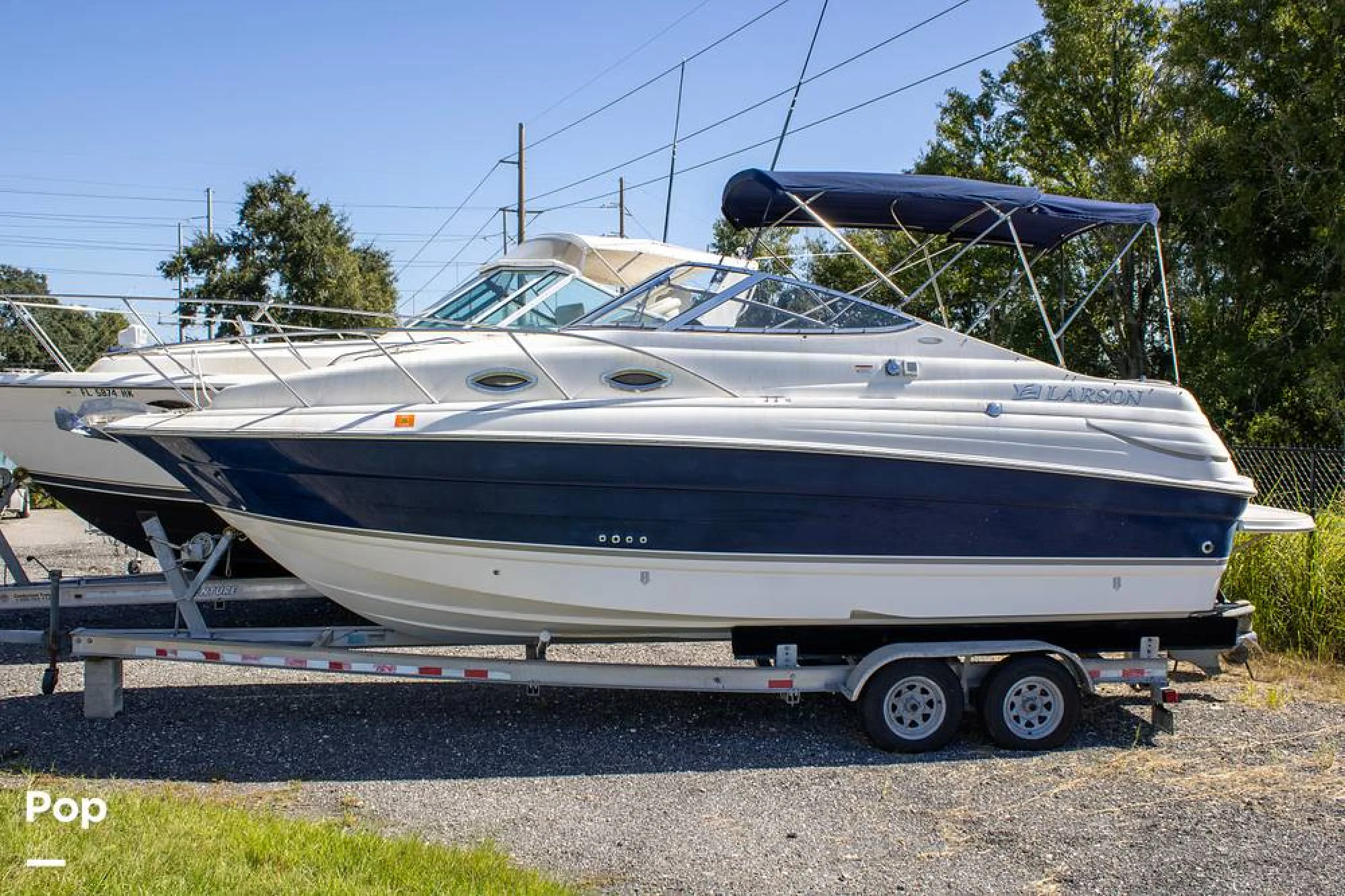 2007 Larson Cabrio 240 - Main Image