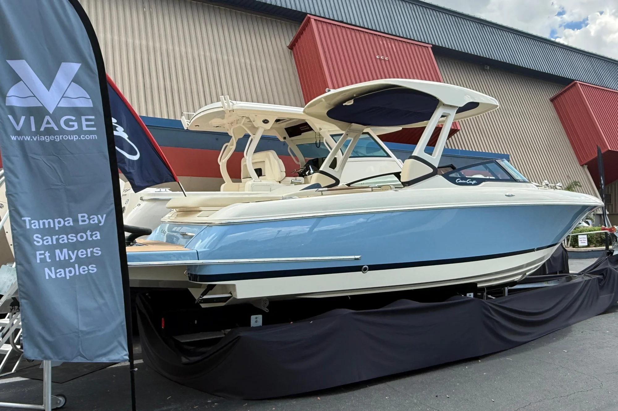 2026 Chris-Craft Sportster 28 - Image 3