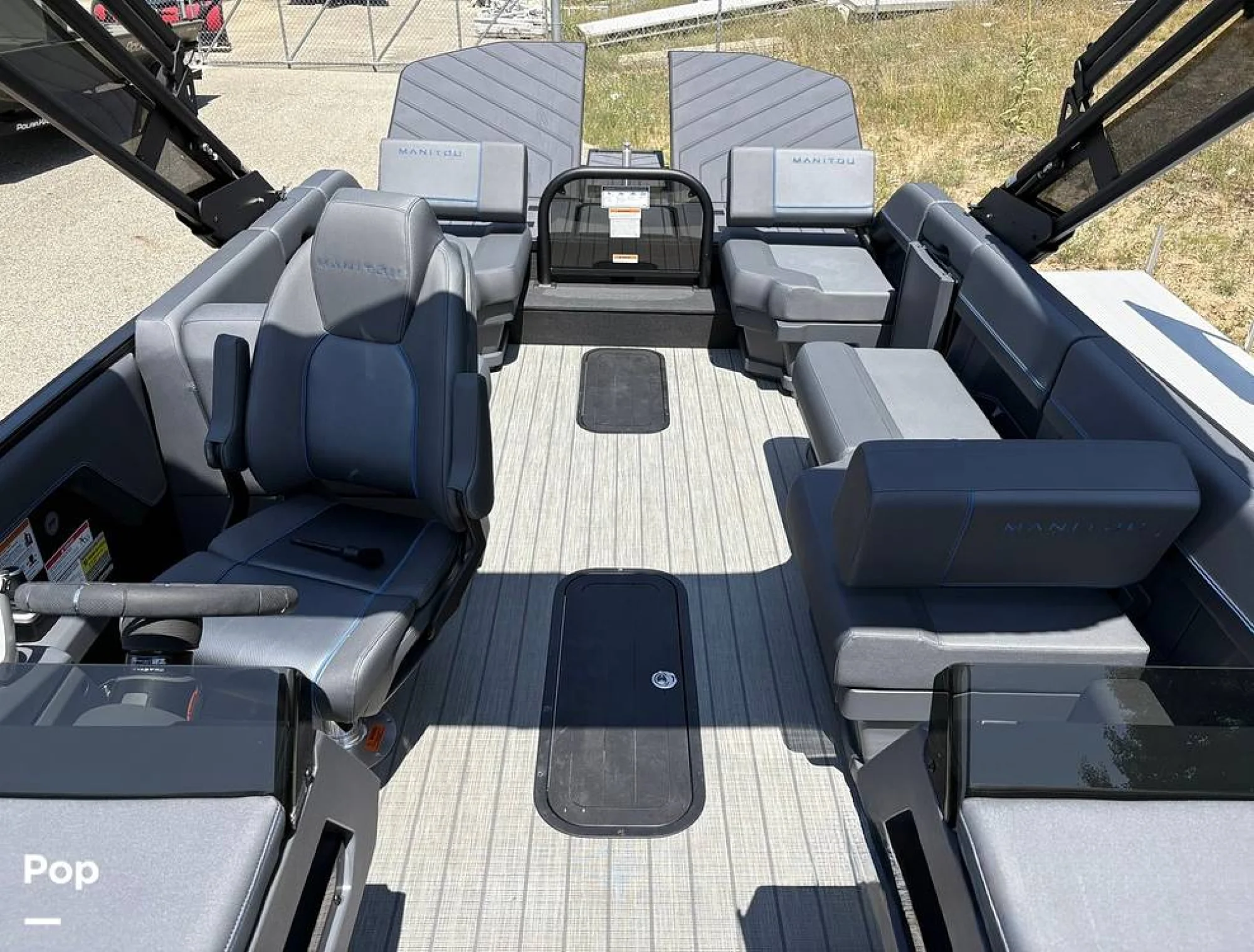 2024 Manitou Explore 24 Max Switchback - Image 2