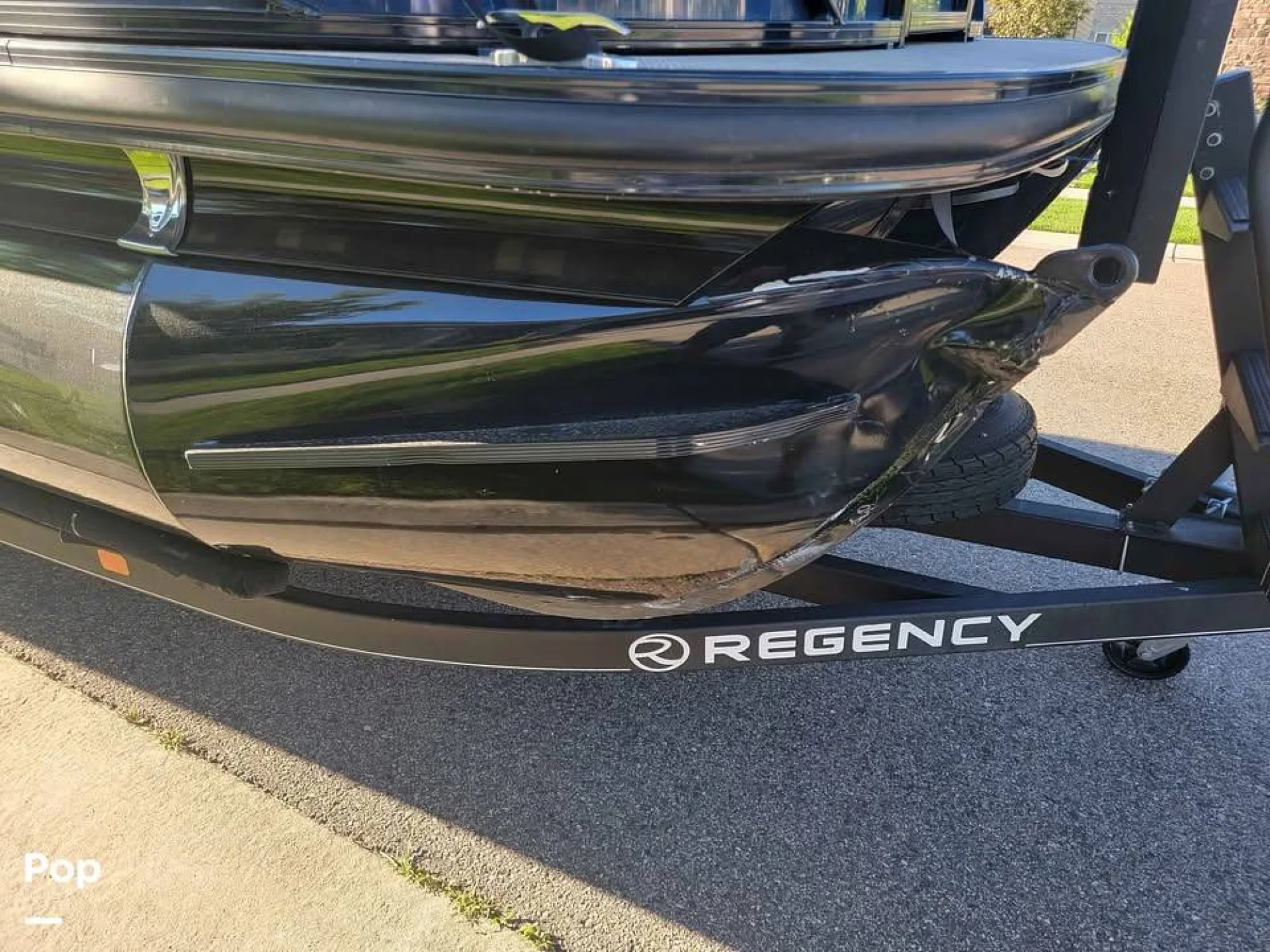 2019 Regency 250 DL3 - Image 4