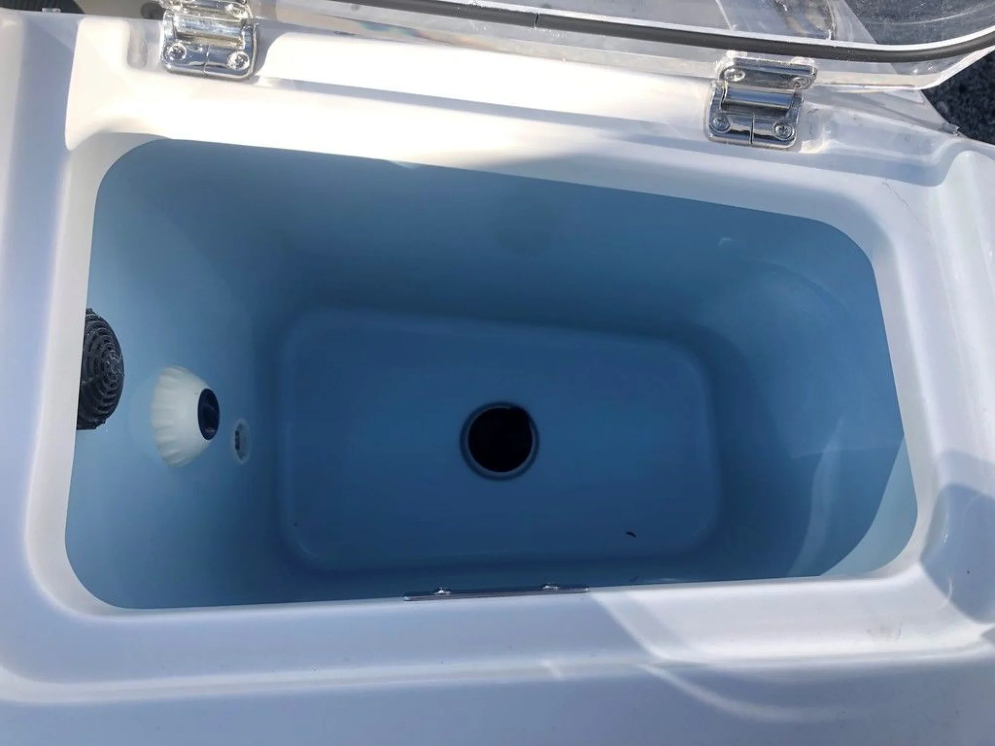 Boston Whaler 280 Vantage w/ Seakeeper - Image 4