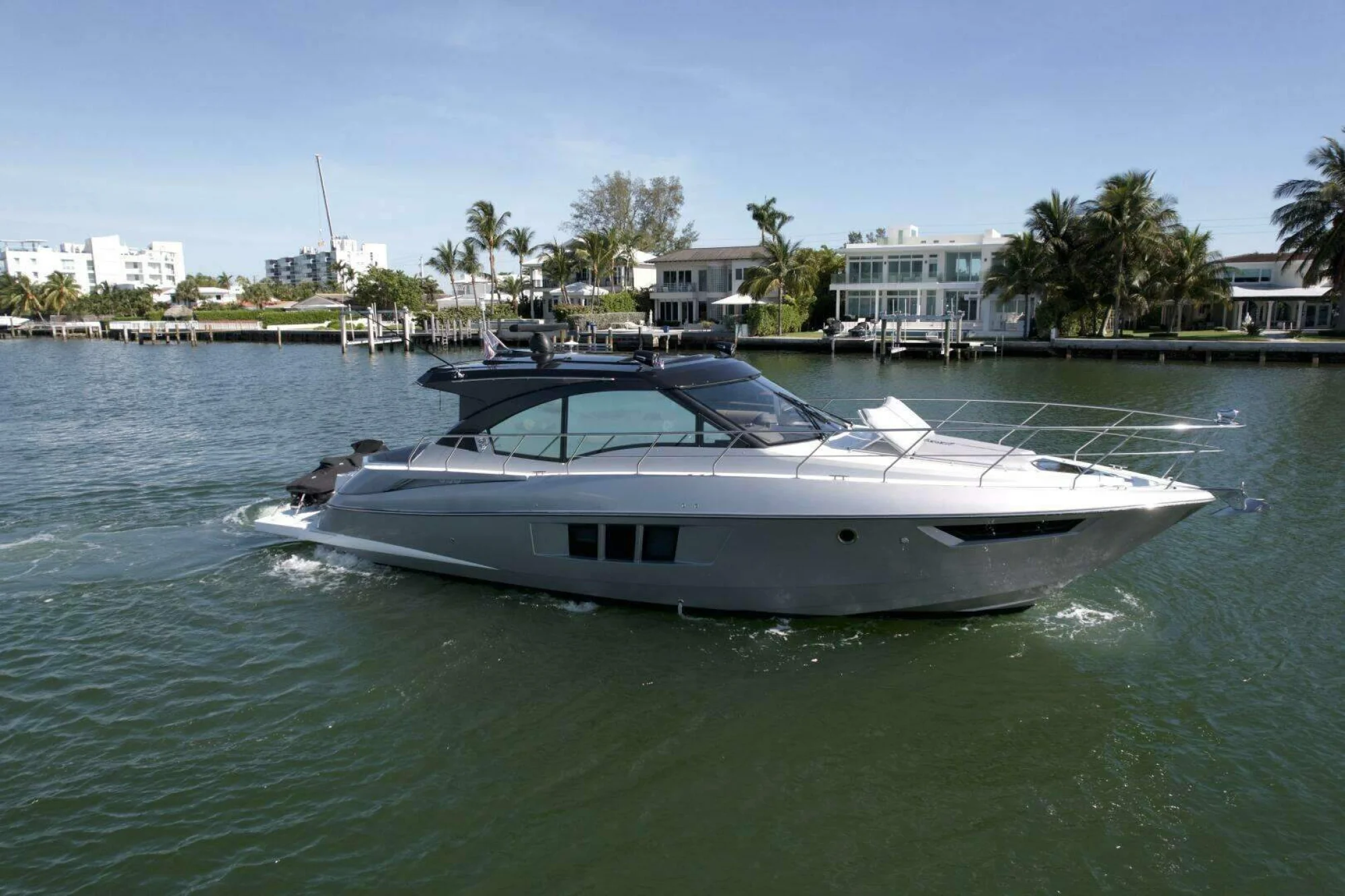 2018 Cruisers Yachts Cantius 45 - Image 2