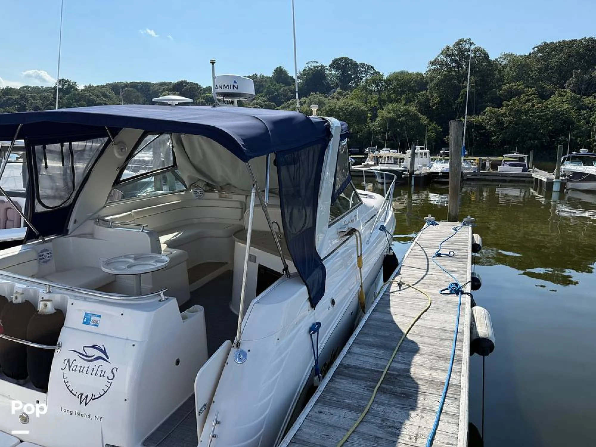 2003 Rinker 312 fiesta vee - Image 5