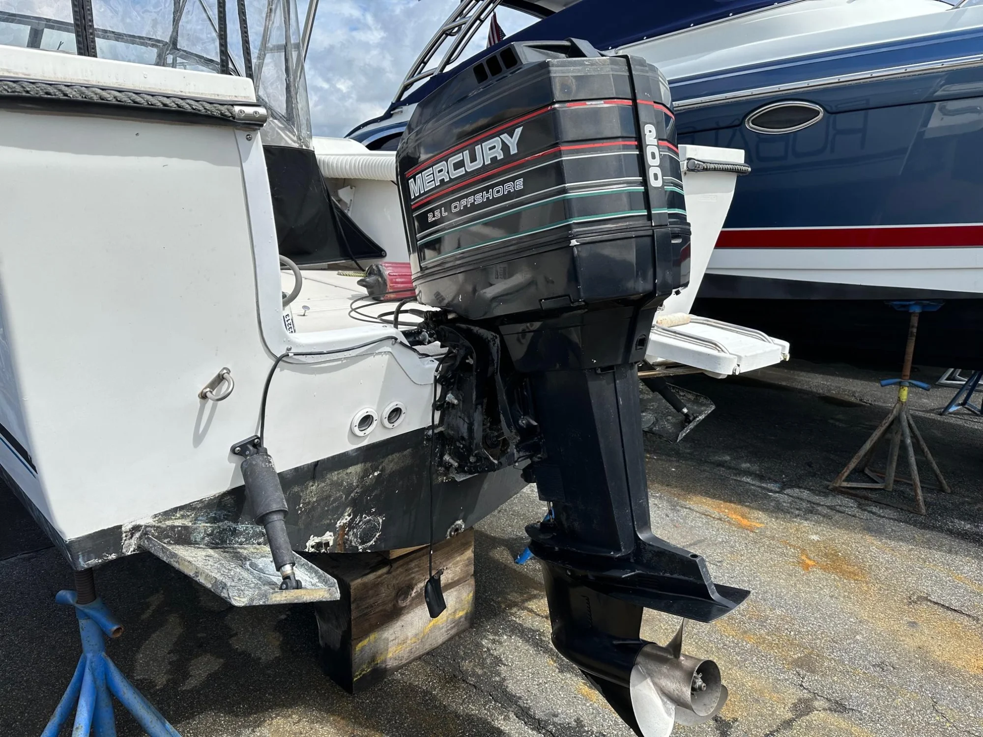 1994 Robalo 2160 Cuddy Cabin - Image 5