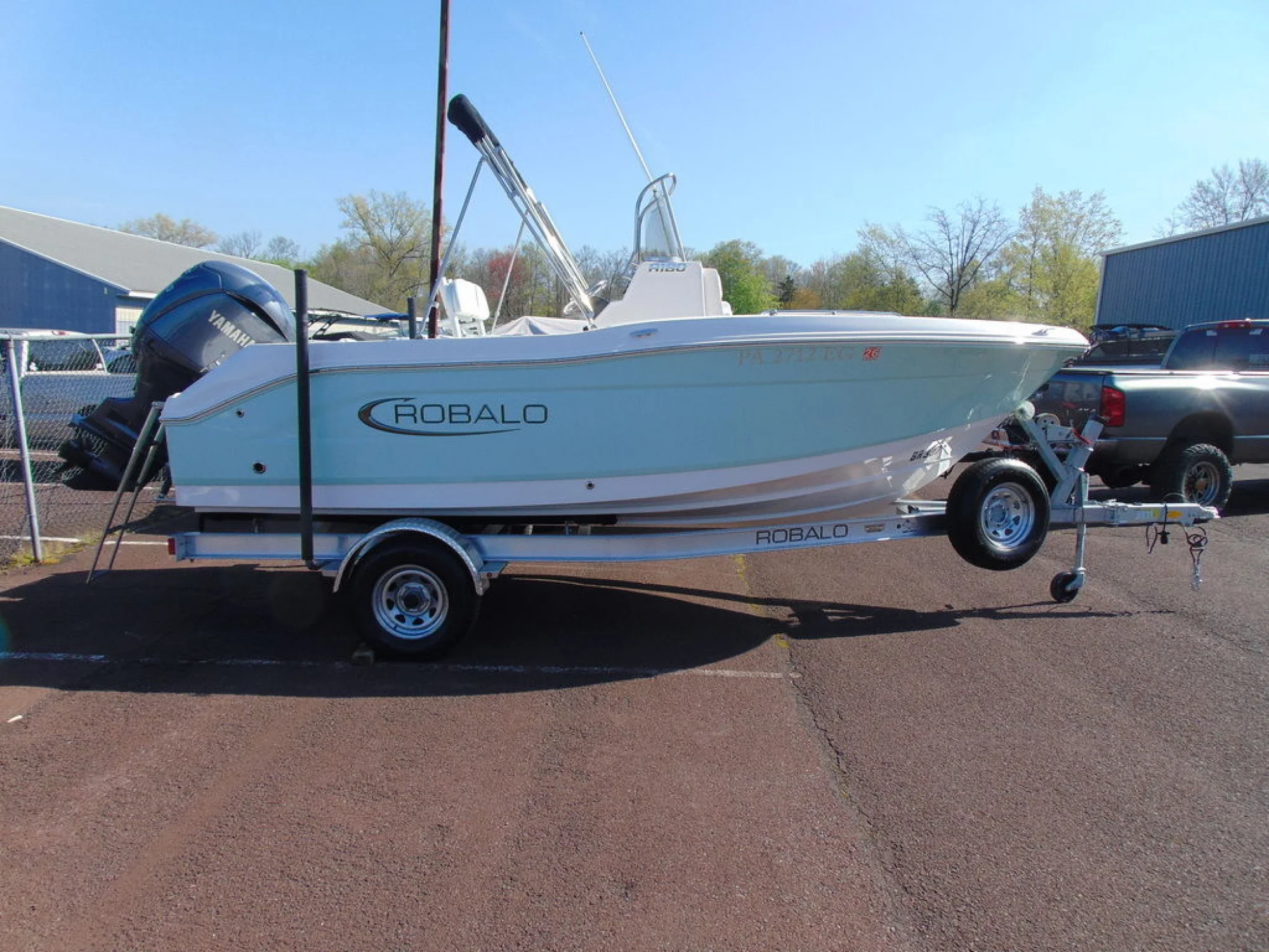 Robalo R180 - Image 2