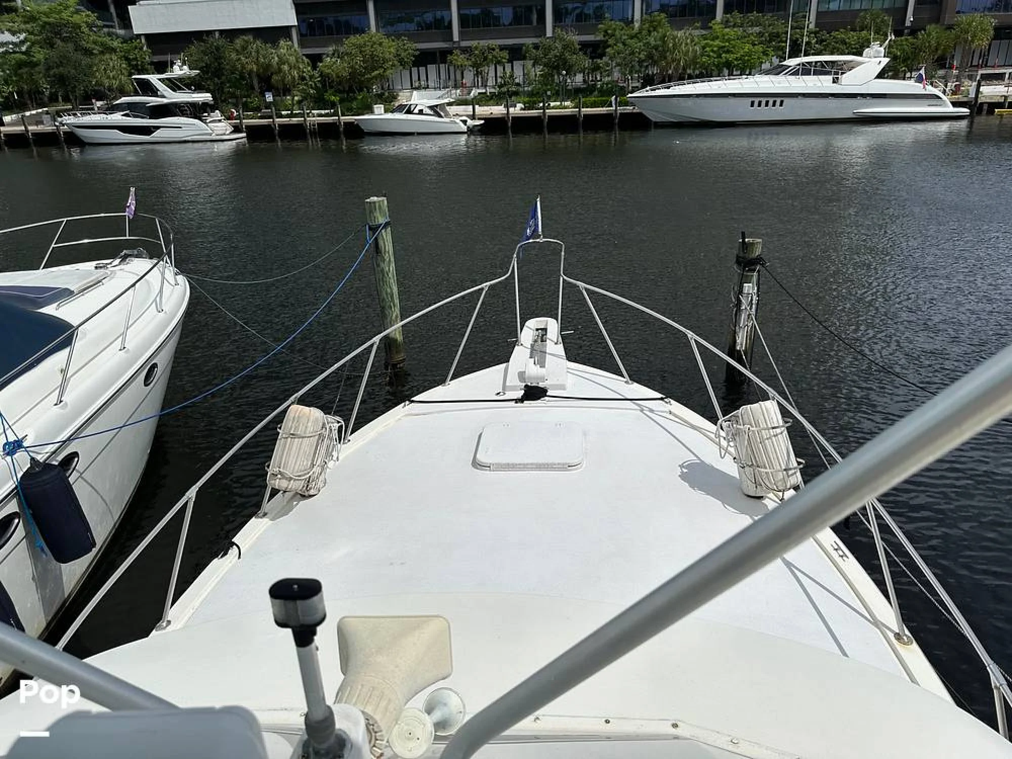 1971 Hatteras 36 Convertible - Image 3