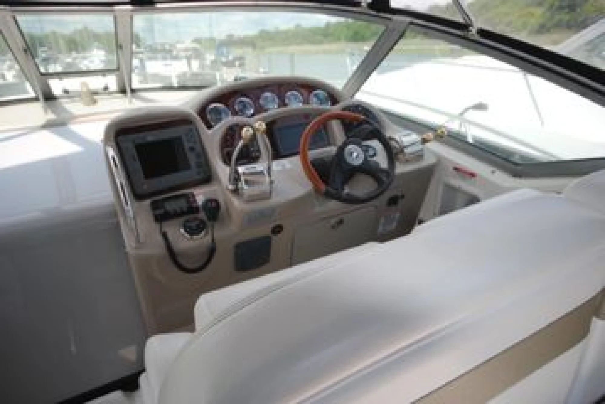 2007 Sea Ray 320 Sundancer | 32ft - Image 4