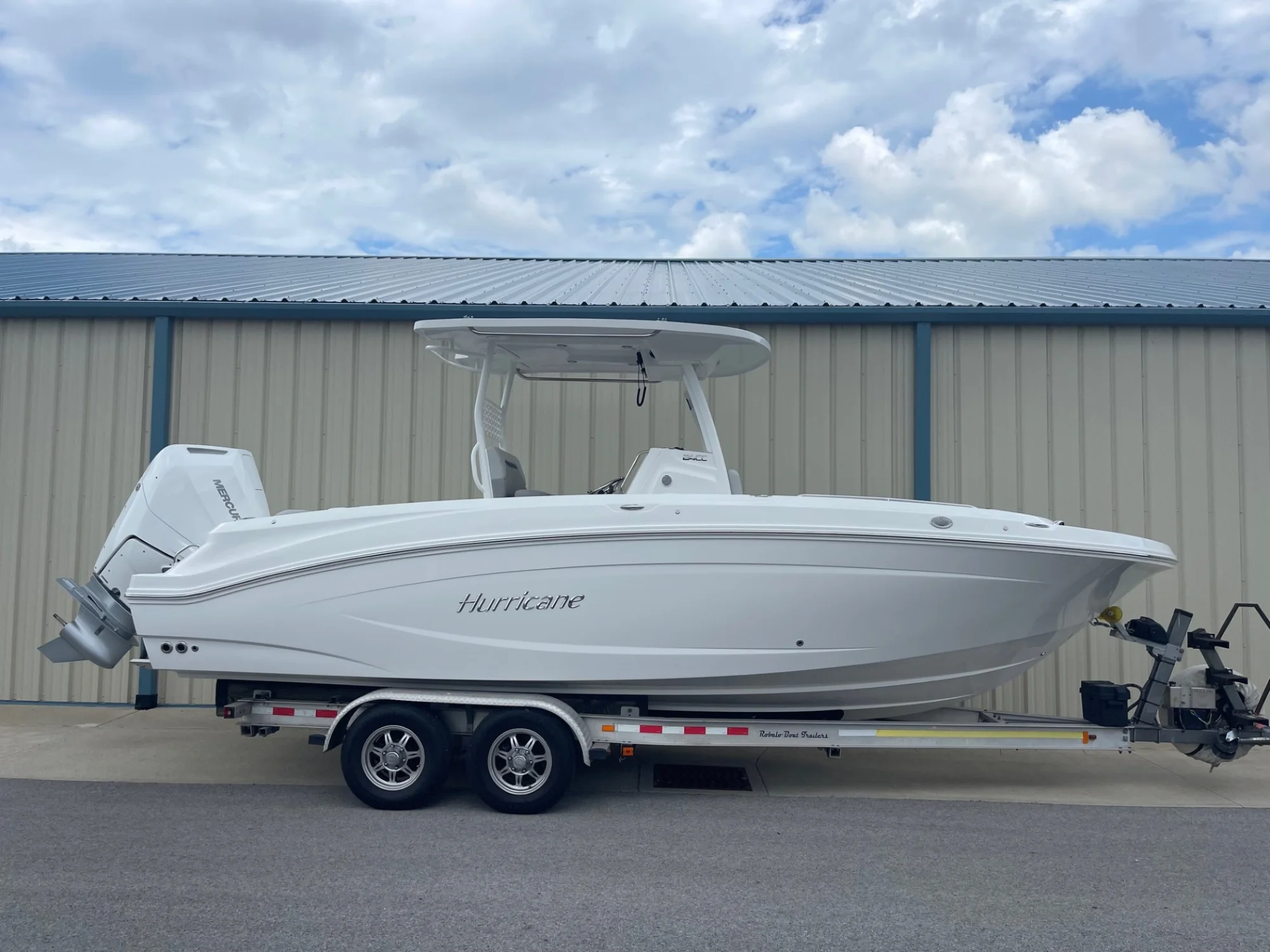 2026 Hurricane 24 Center Console - Main Image