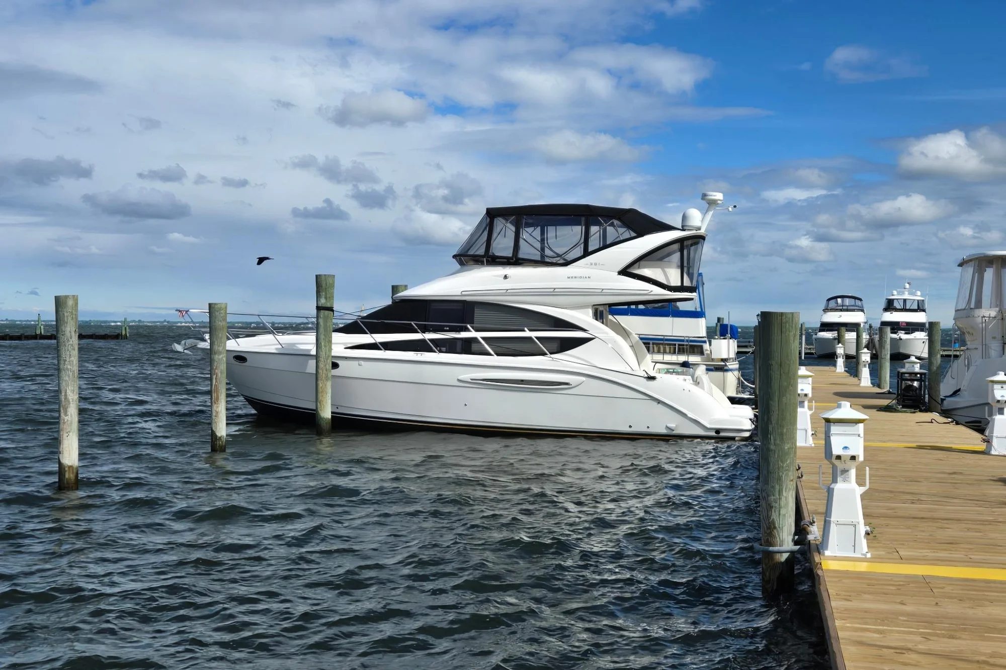 2007 Meridian 391 Sedan - Main Image