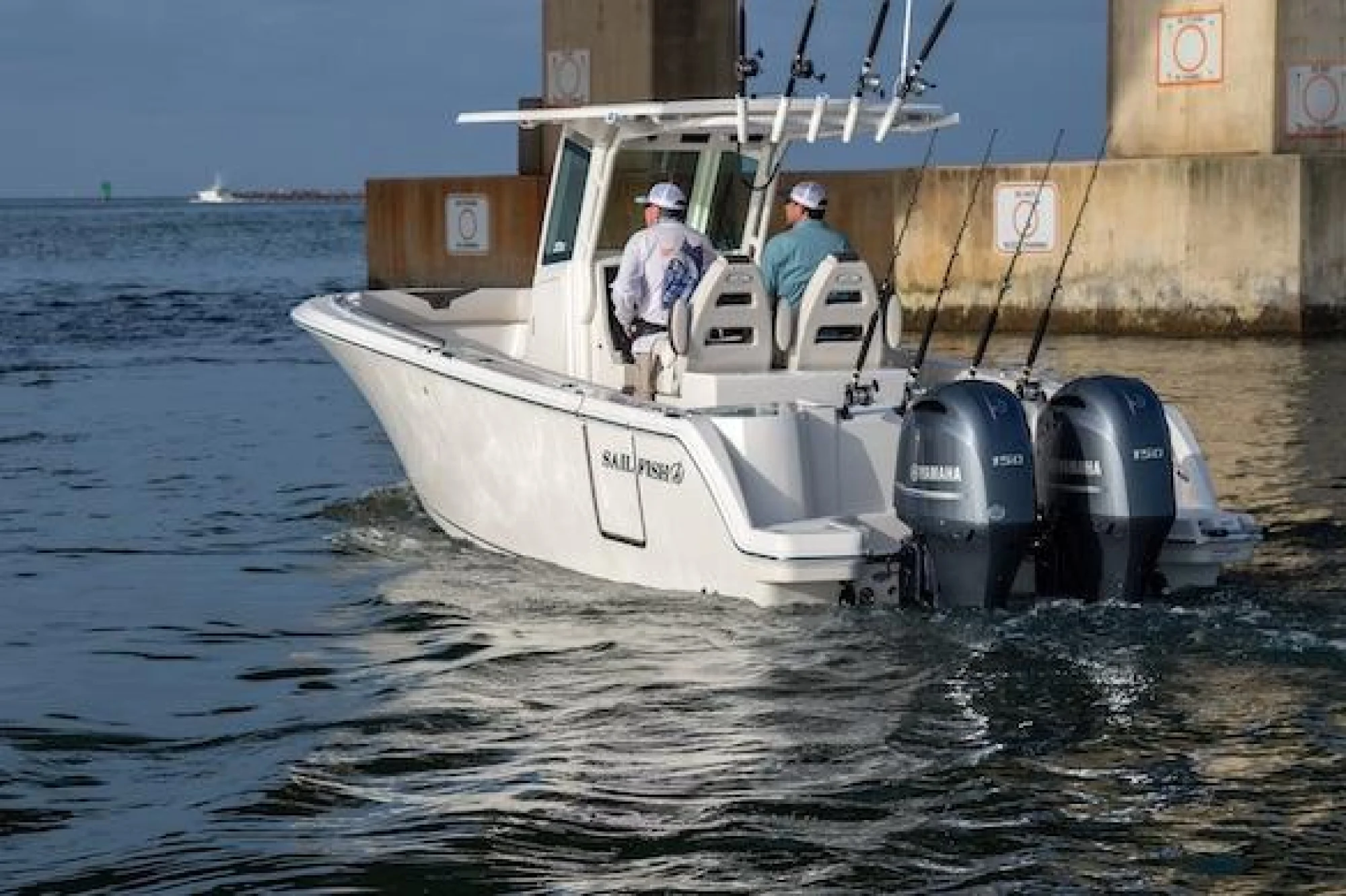 2027 Sailfish 272 CC - Image 2