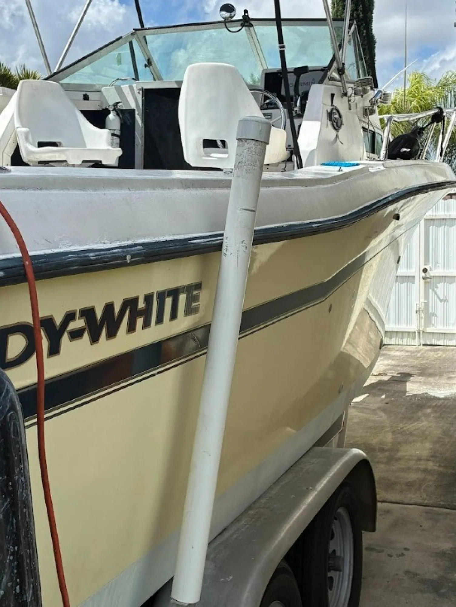 1989 Grady-White Offshore 242 - Image 2