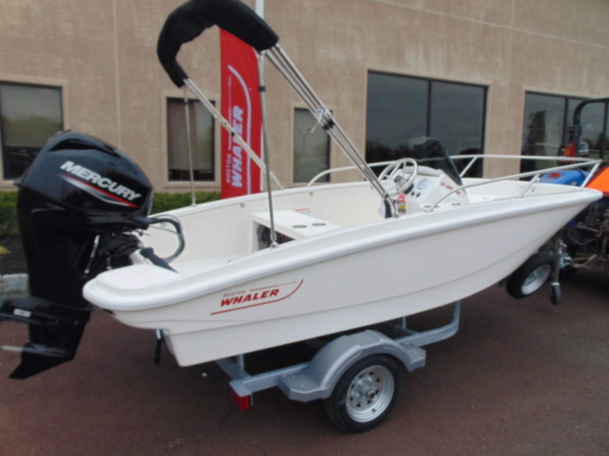 Boston Whaler 130 Super Sport - Image 3