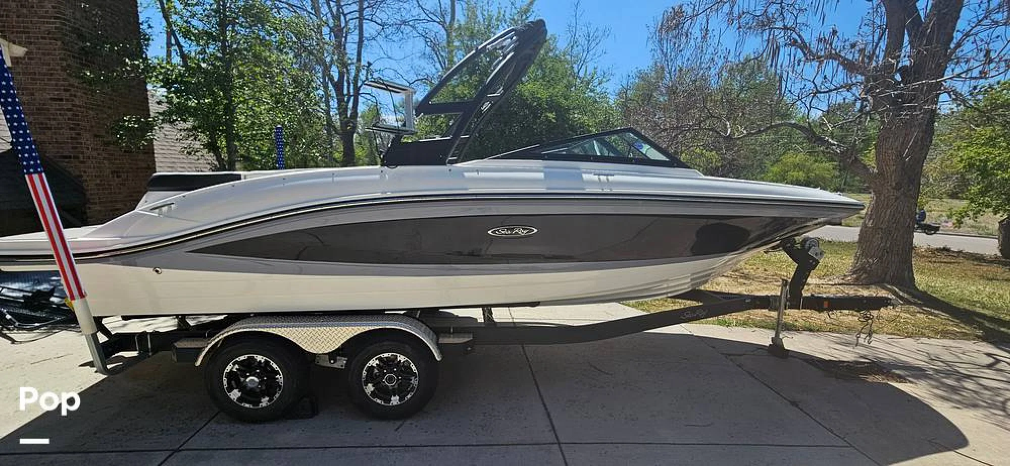 2022 Sea Ray SPX210 - Image 2