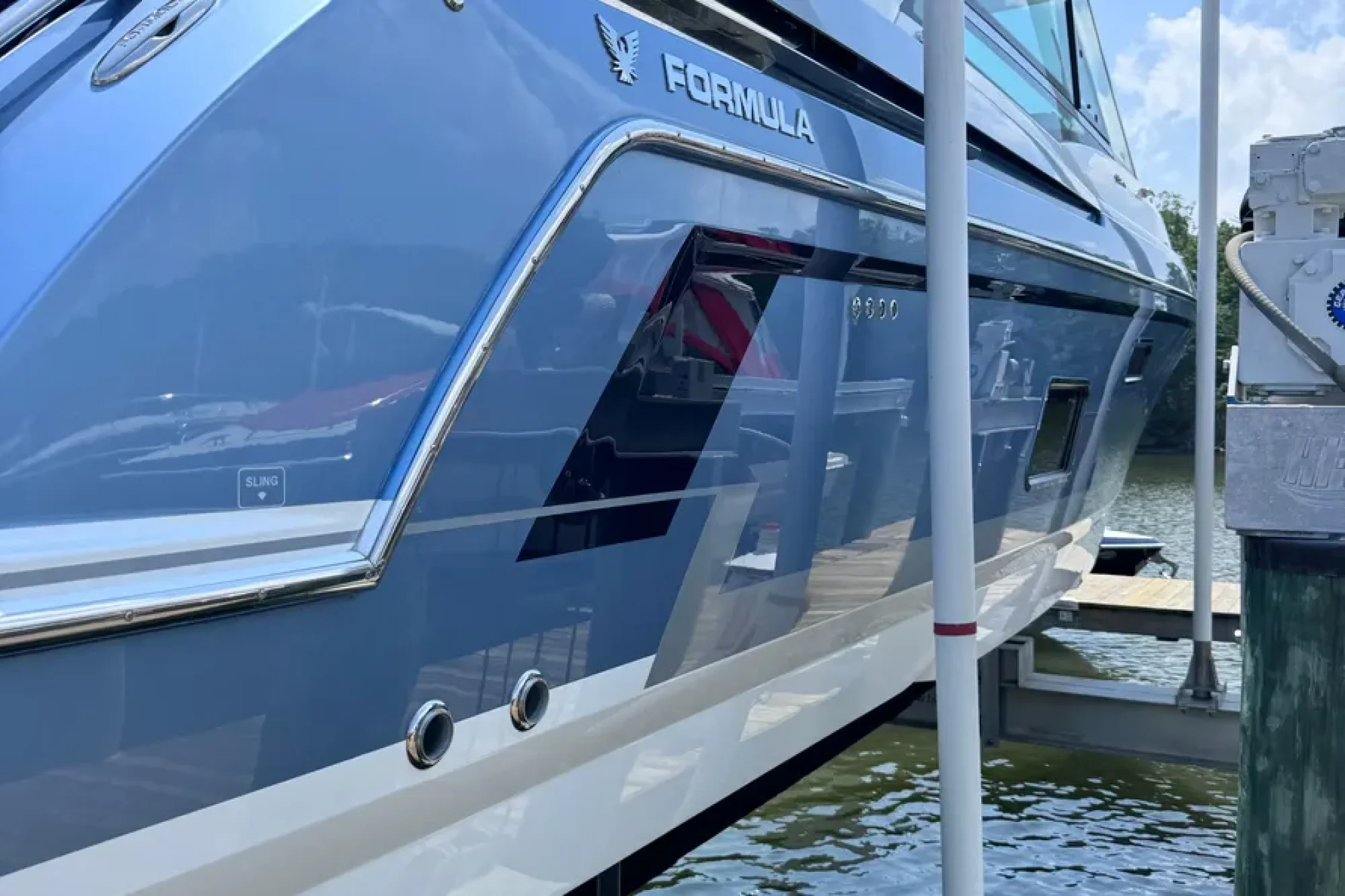 2020 Formula 430 Super Sport Crossover - Image 3