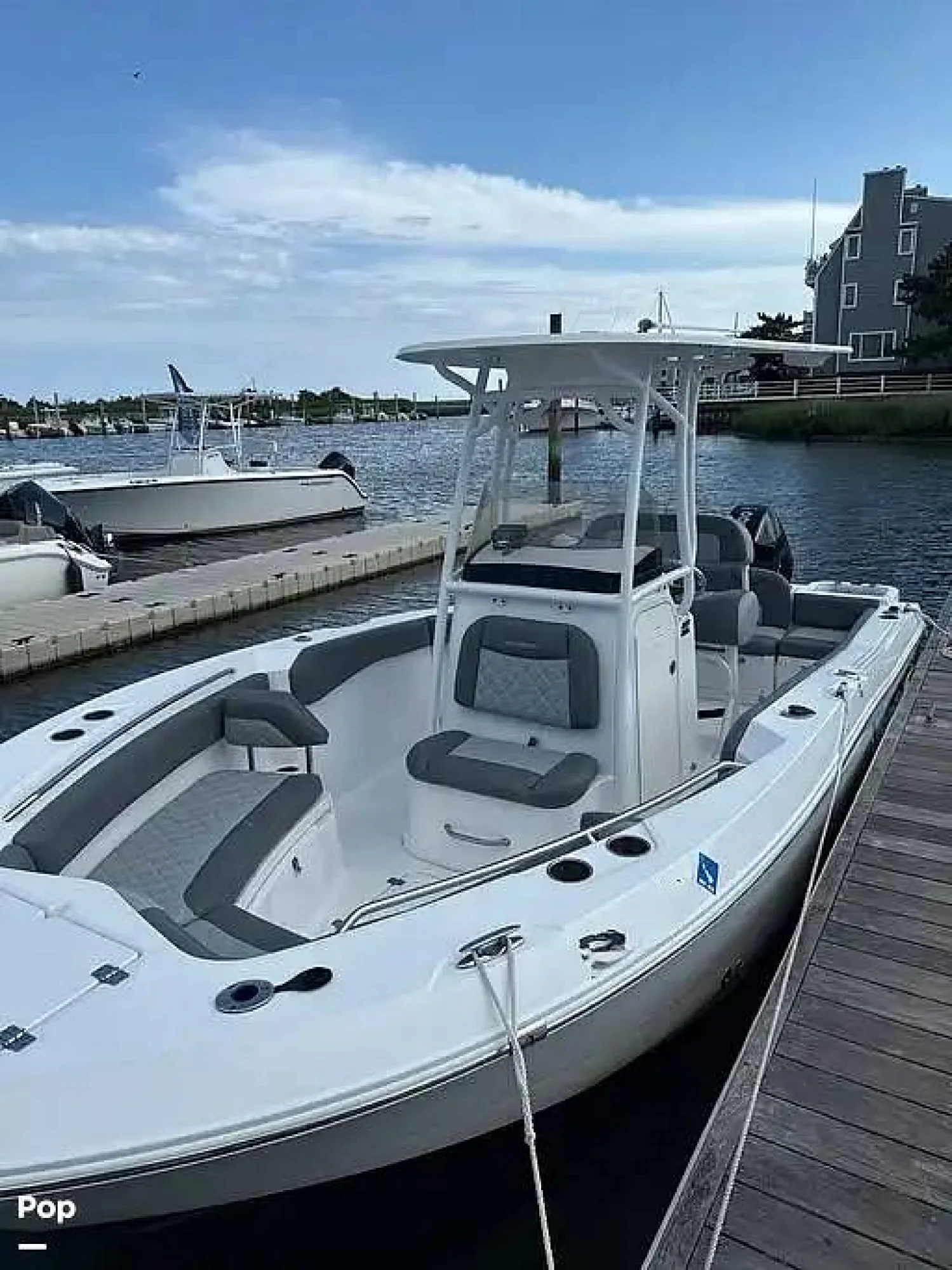 2024 NauticStar 22L - Image 3