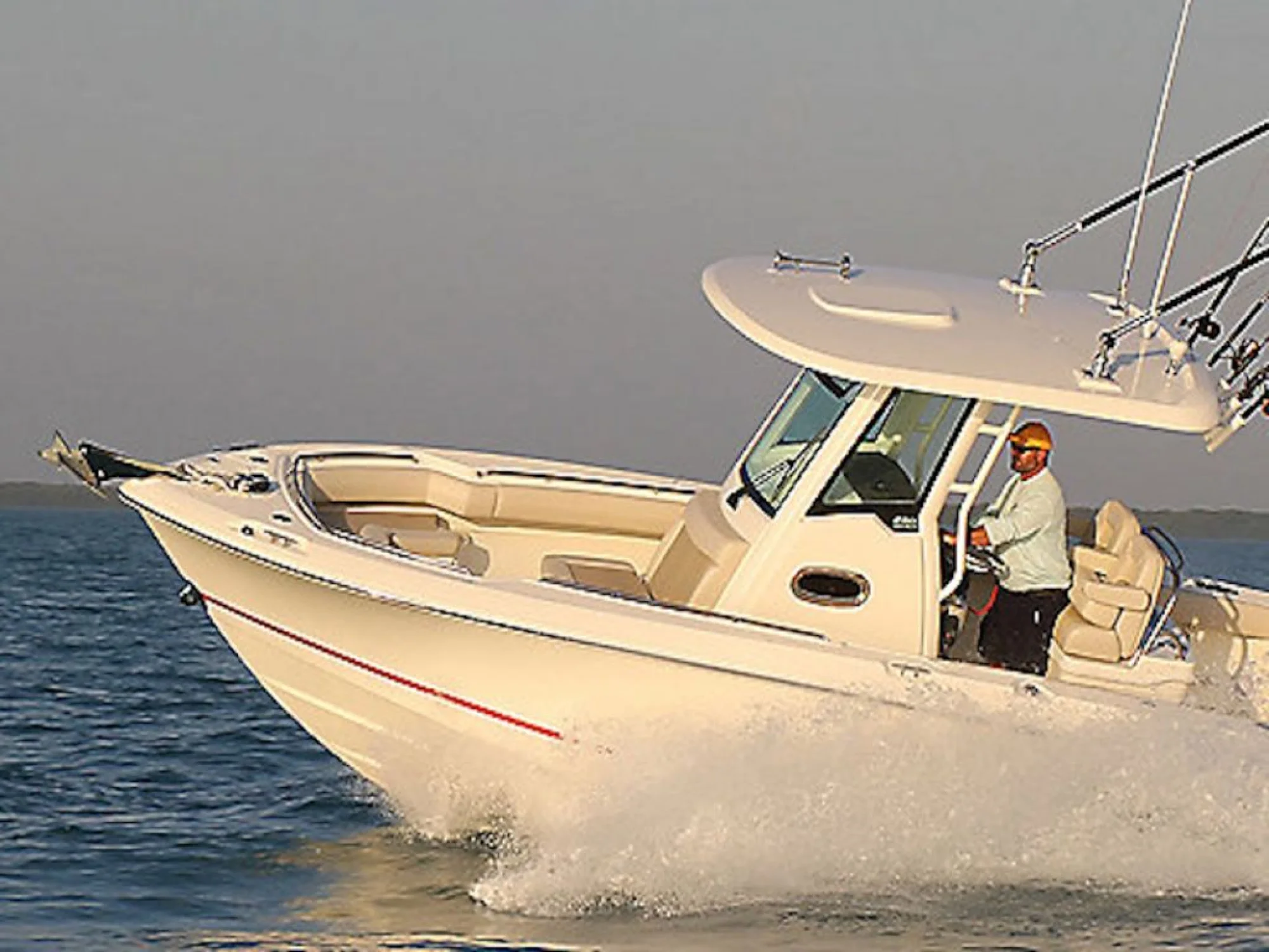 Boston Whaler 250 Outrage - Image 5