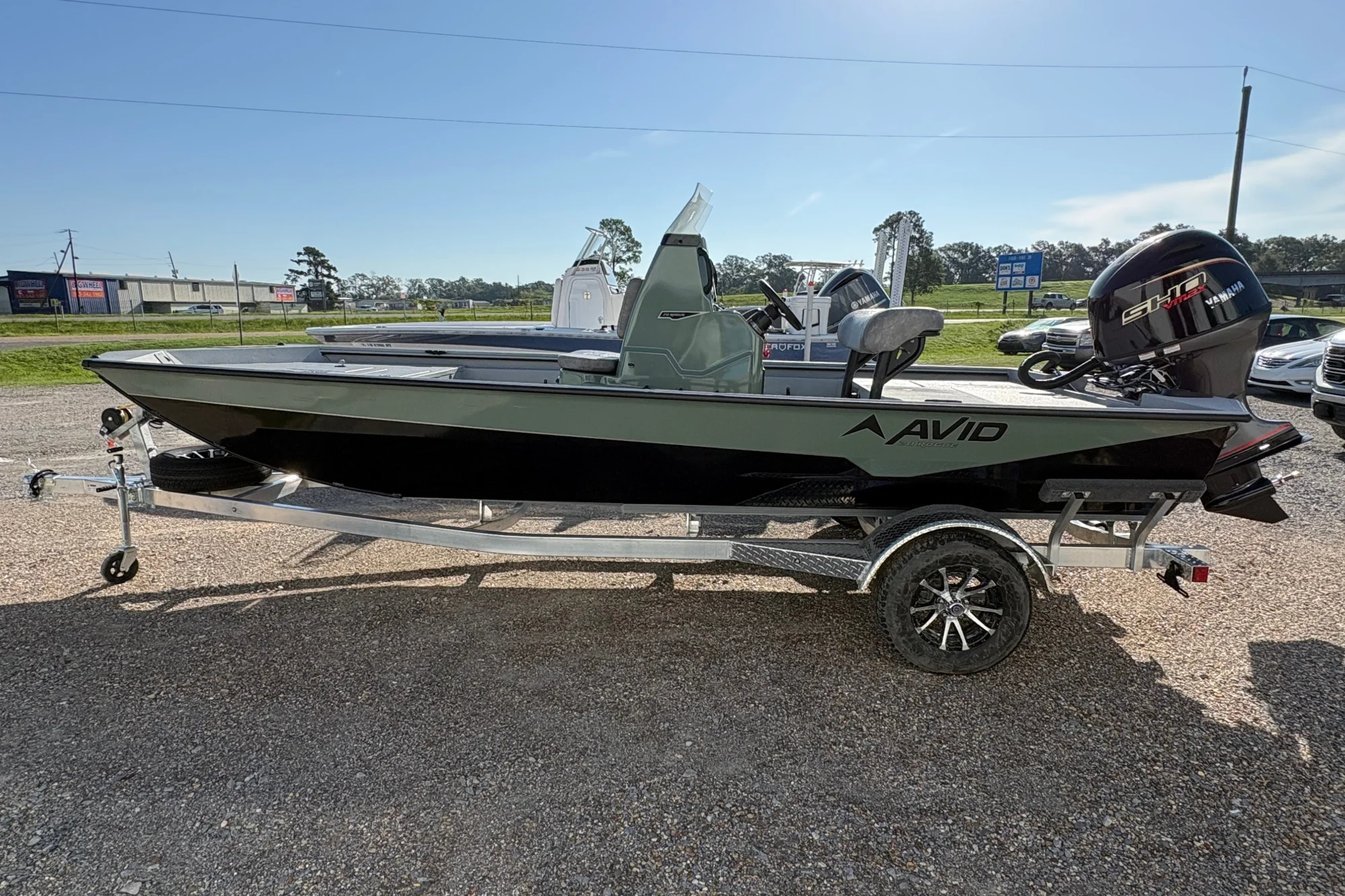 2027 Avid 20 Rogue CC - Image 3