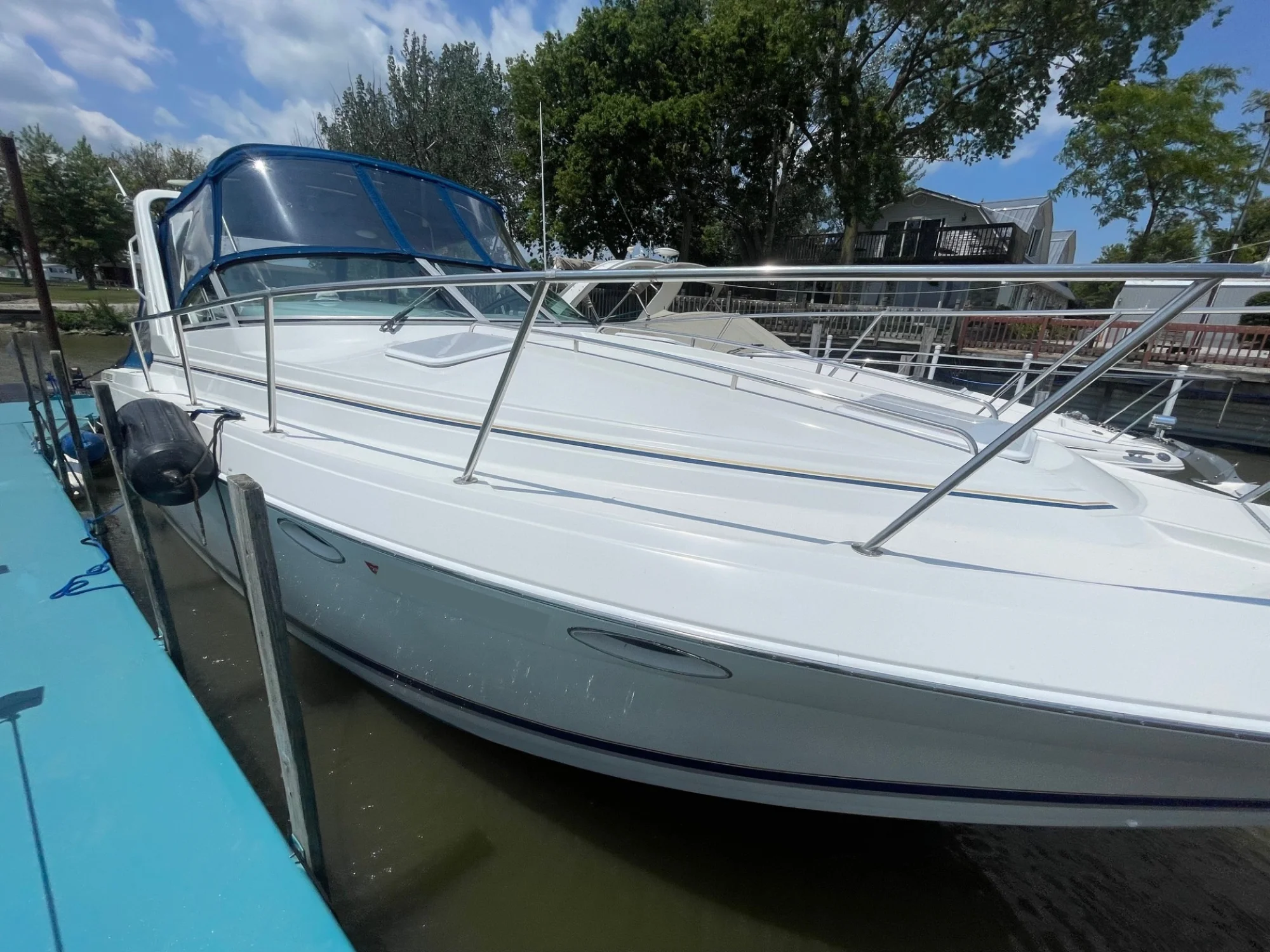 1999 Formula 31 PC - Image 2