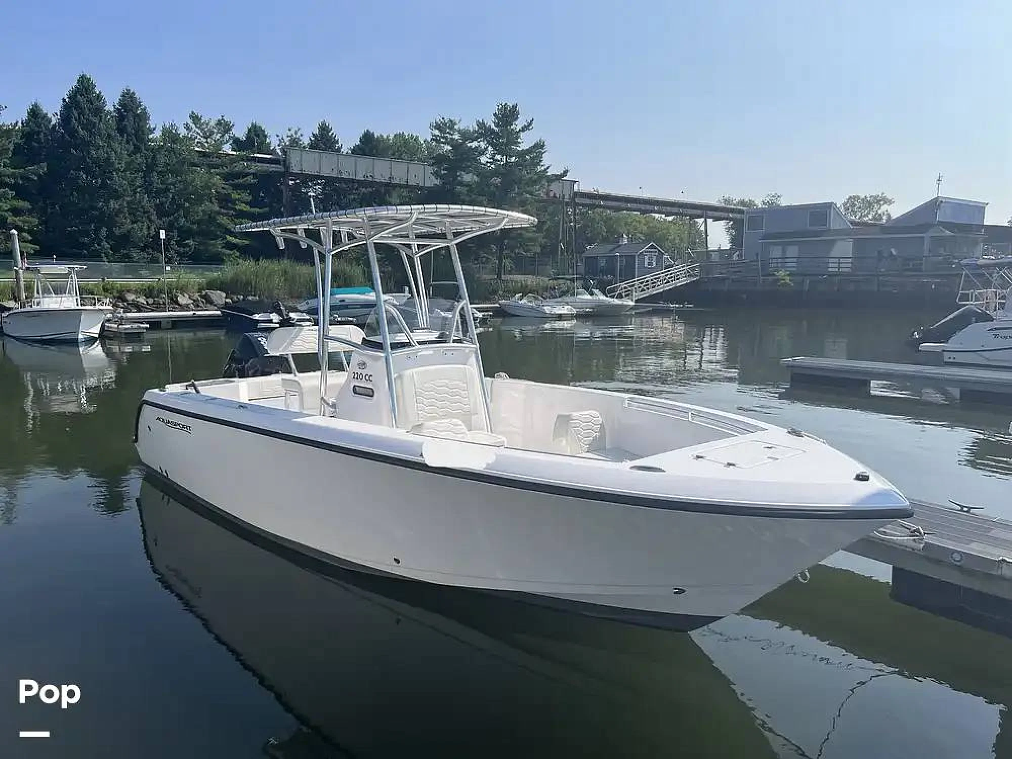 2024 Aquasport 220 CC - Main Image