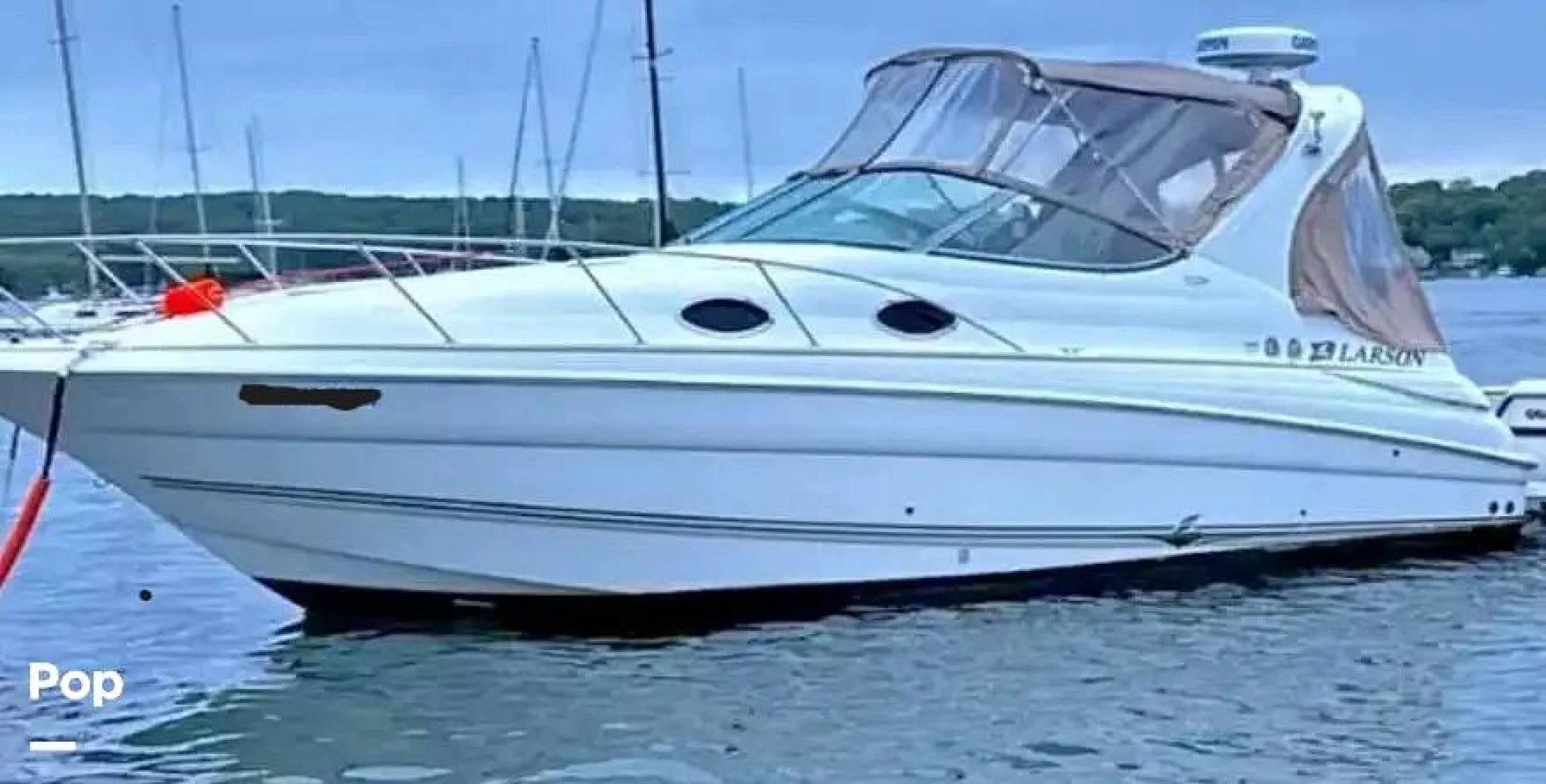 2005 Larson Cabrio 290 - Main Image