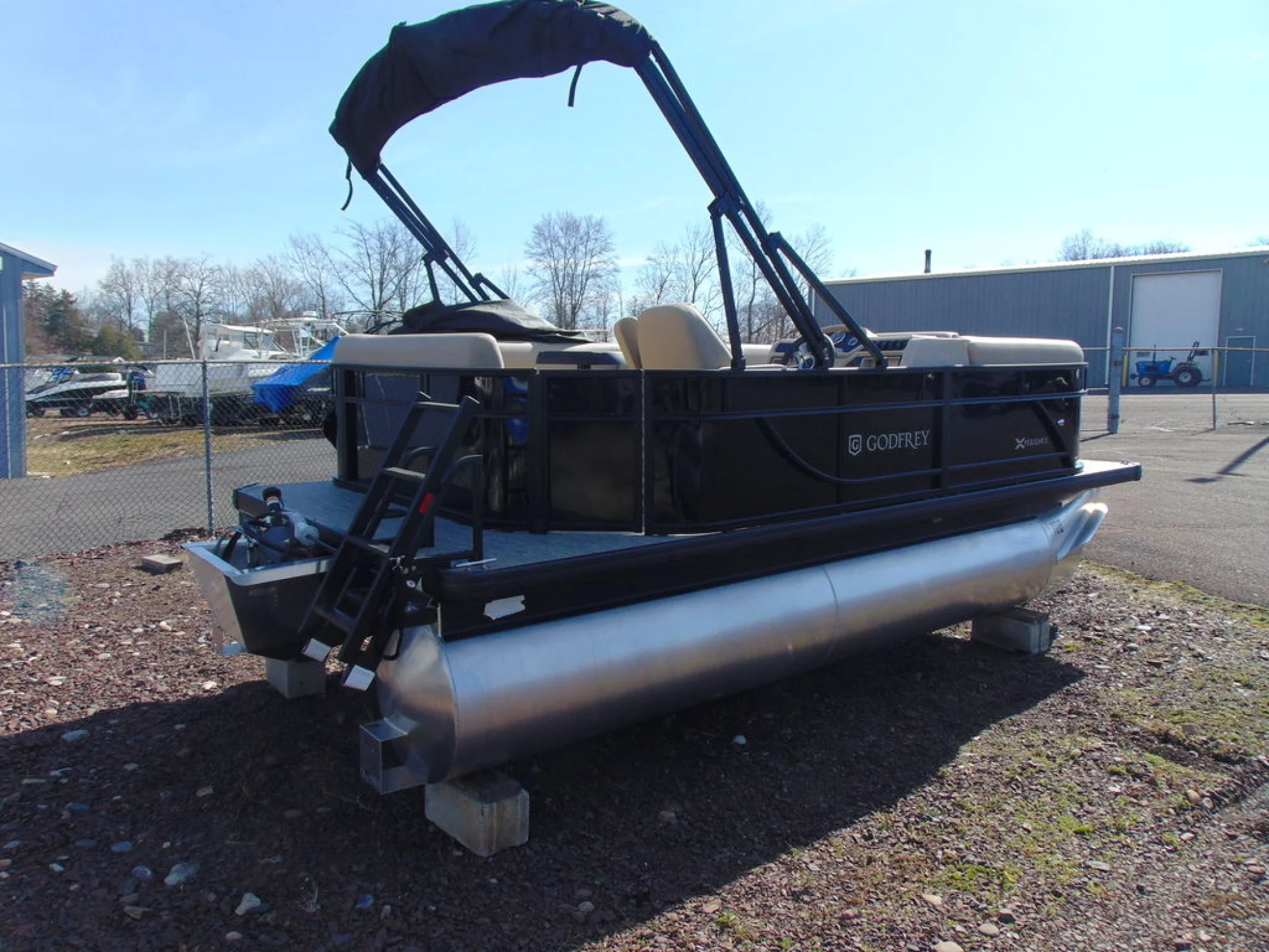 Godfrey Pontoons Xperience 1680 CX 25 in. Package - Image 3