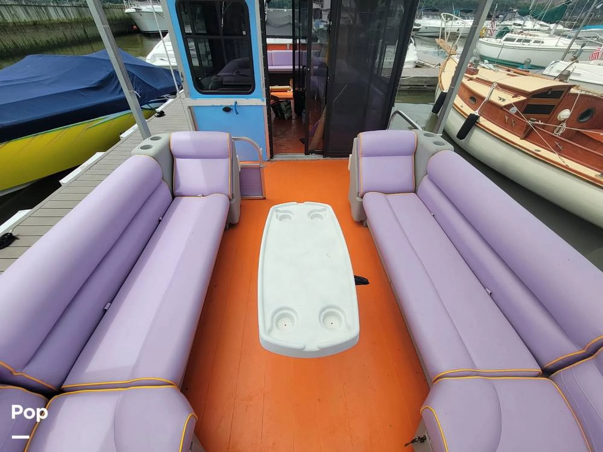 2005 Sun Tracker Party Cruiser 32 - Image 4
