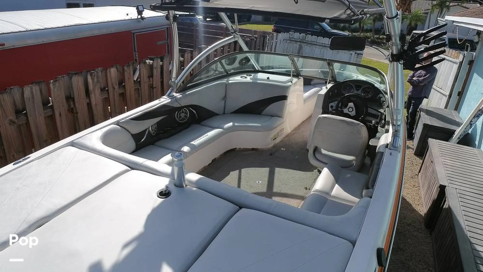 2010 Moomba Mobius LSV - Main Image