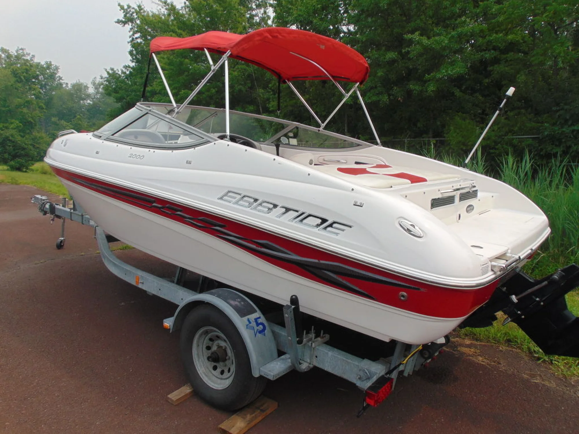 Ebbtide 2000 Bow Rider - Image 3