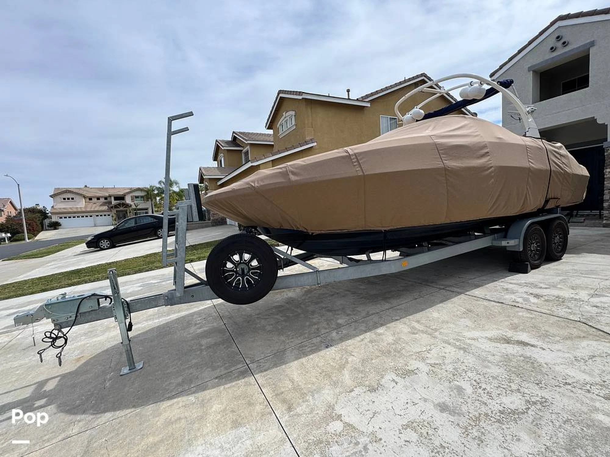 2013 Sea Ray 260 Sundeck - Image 3
