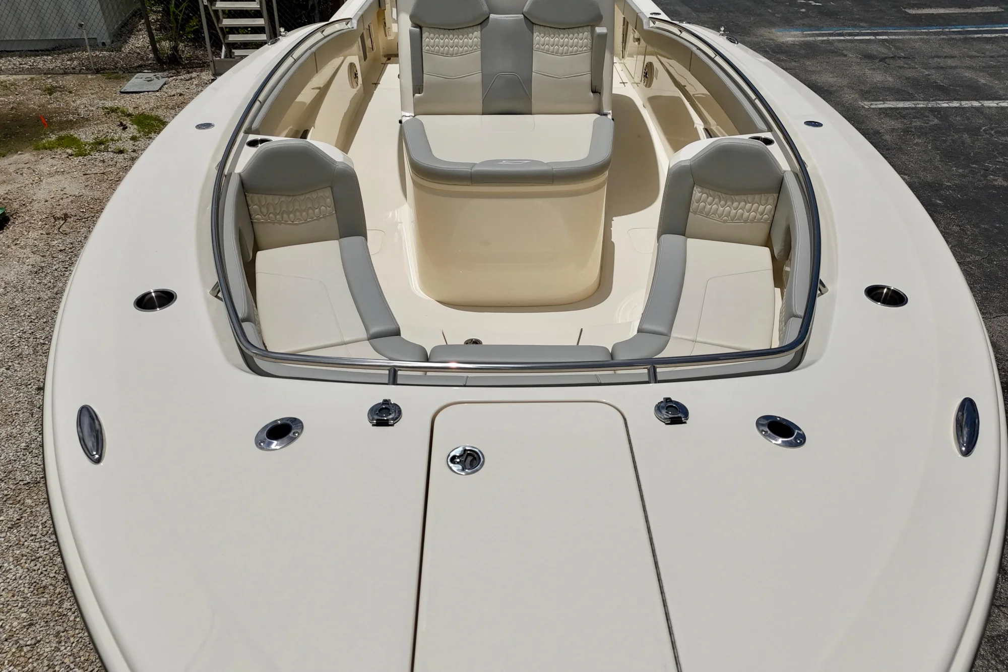 2027 Scout 288 LXF - Image 5