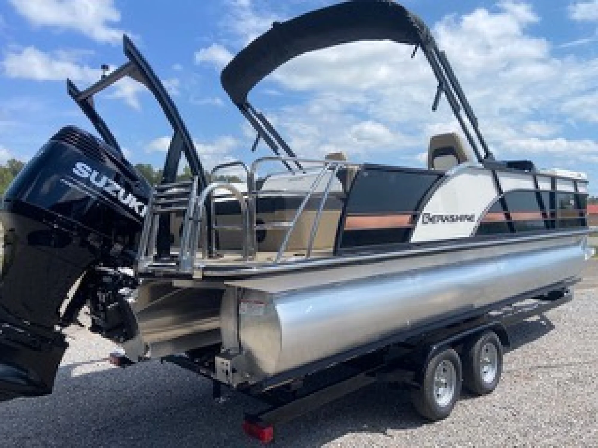 2025 Berkshire 23 STS UL 3.0 - Image 3