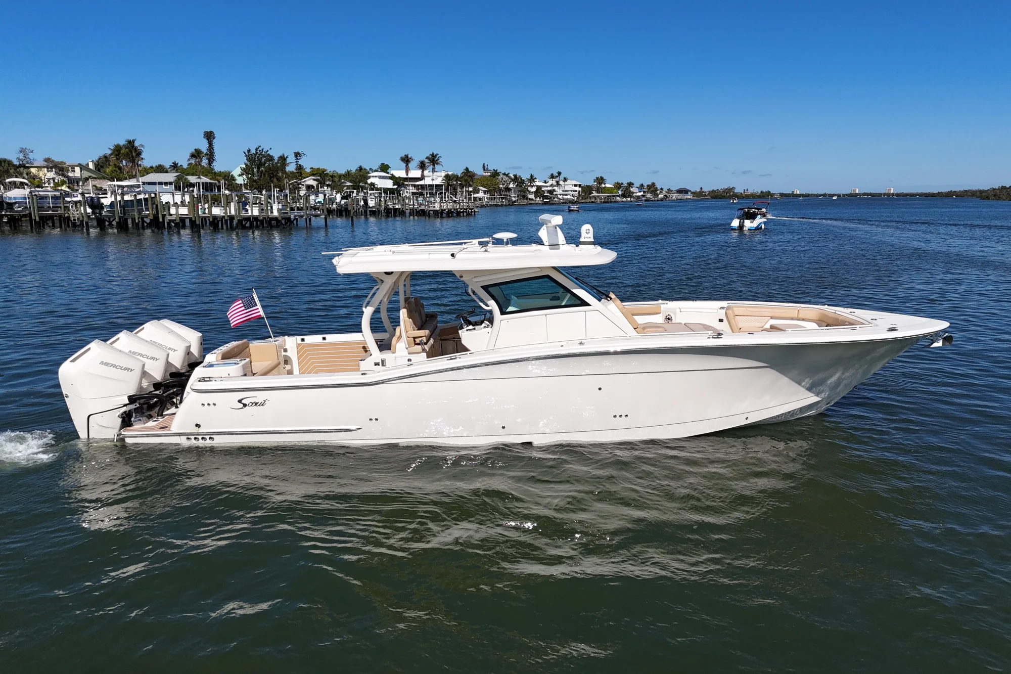 2025 Scout 400 LXF - Image 2
