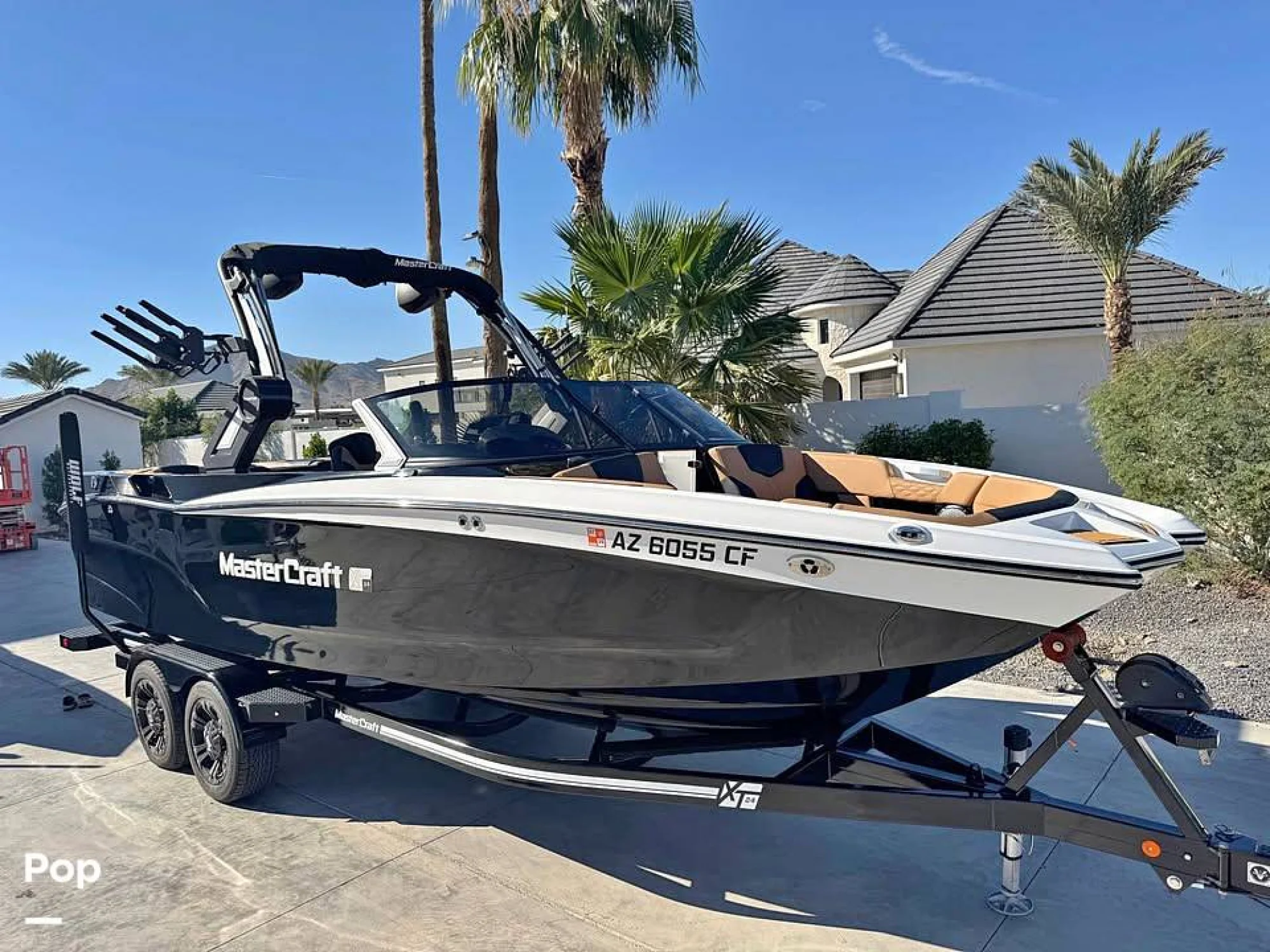2023 Mastercraft XT24 - Main Image