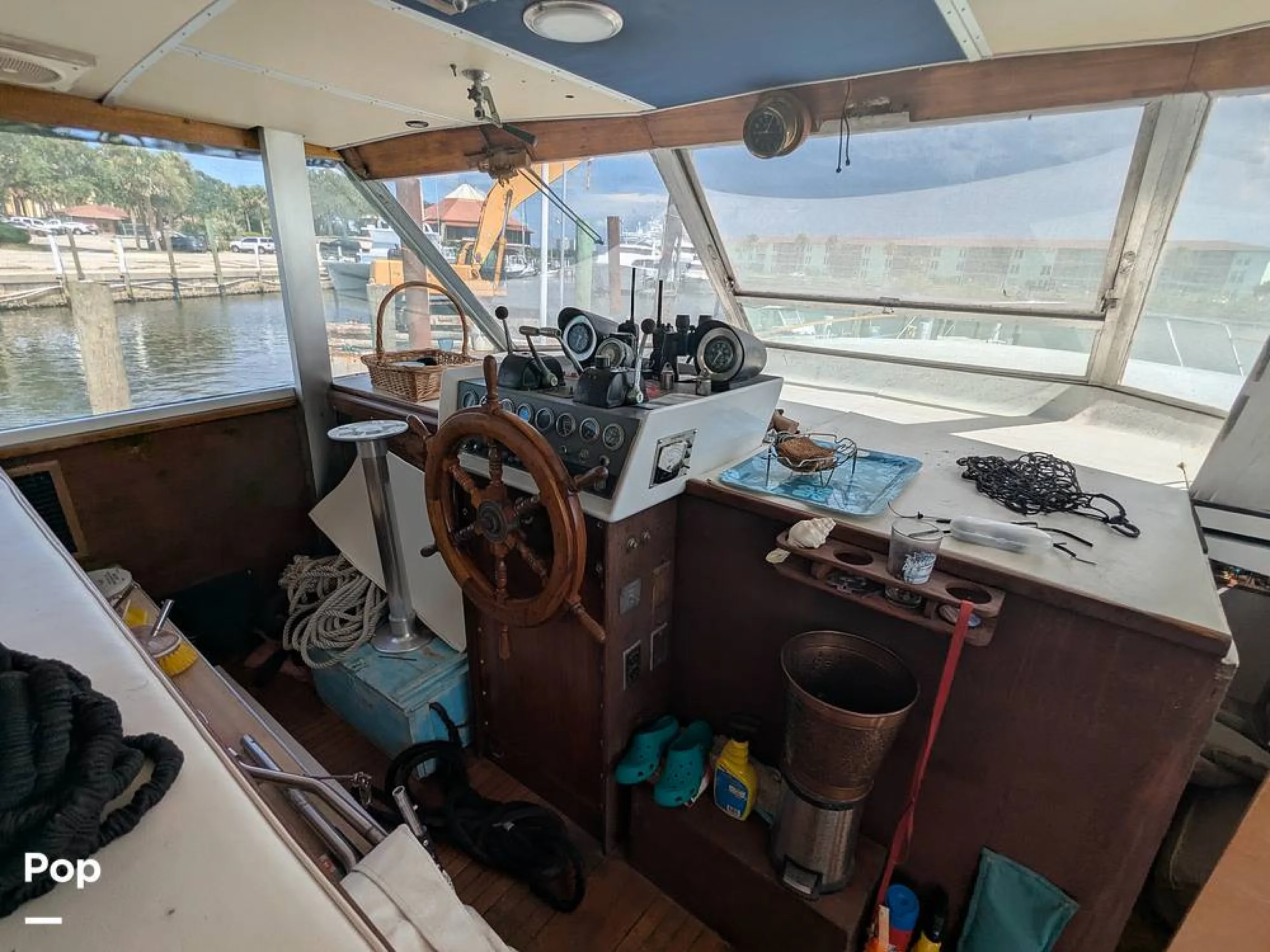 1968 Chris-Craft 58 Roamer - Image 2