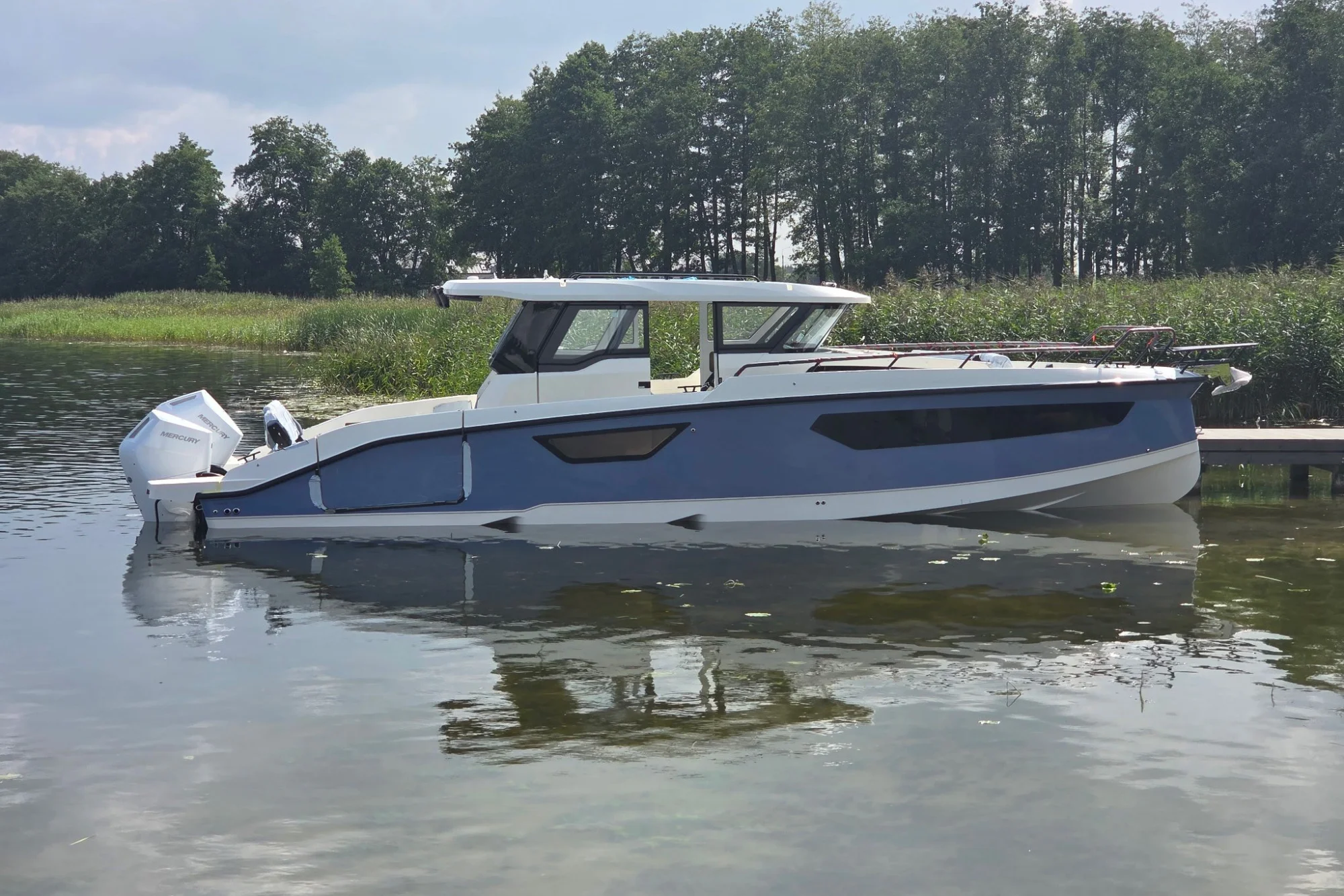 2027 Navan C38 - Main Image