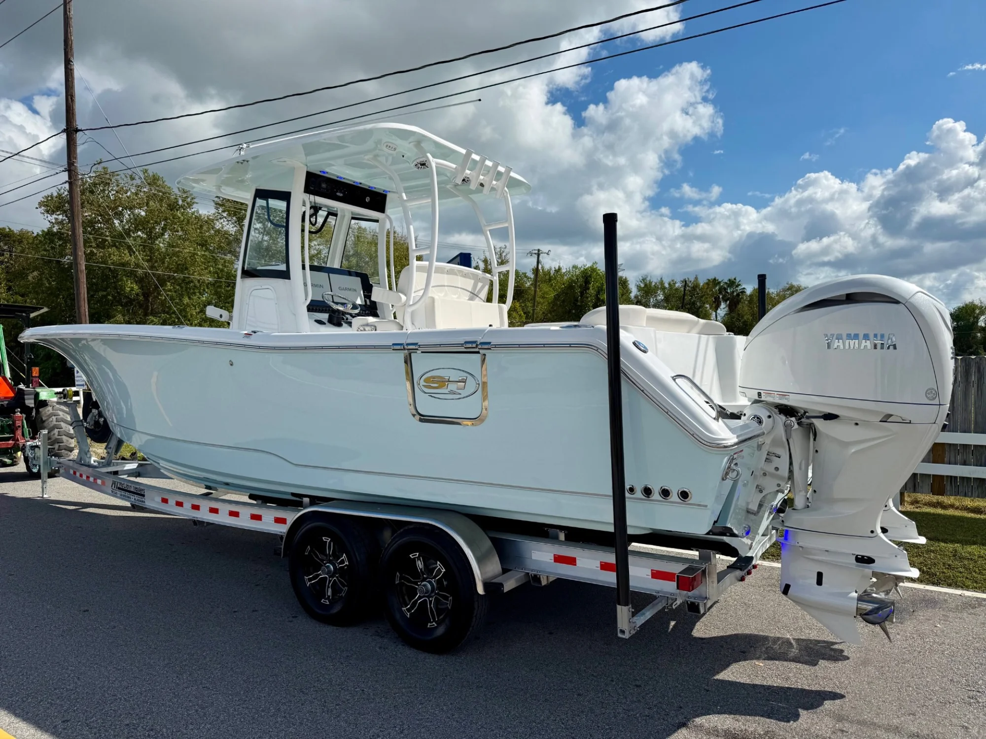 2026 Sea Hunt Ultra 285 Coffin Box - Image 2