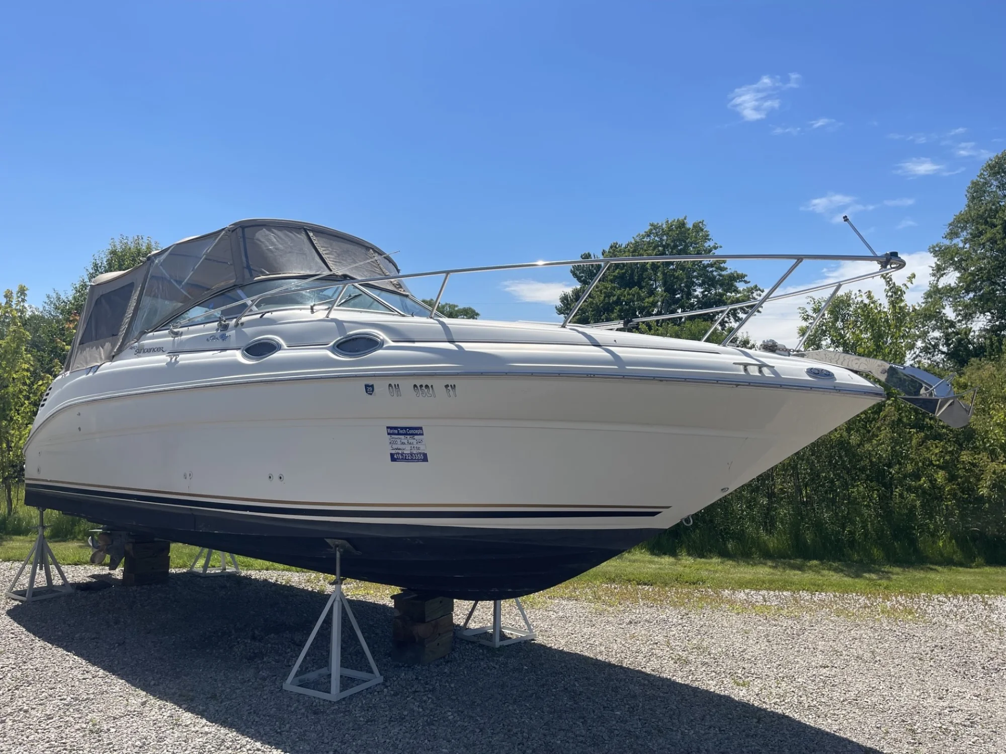 2000 Sea Ray Sundancer 260 - Image 2