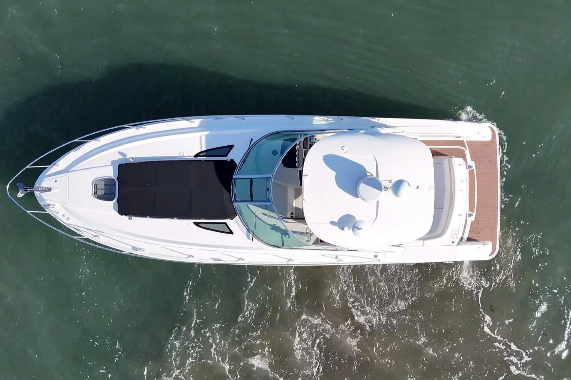 2010 Sea Ray Sundancer 370 - Image 2