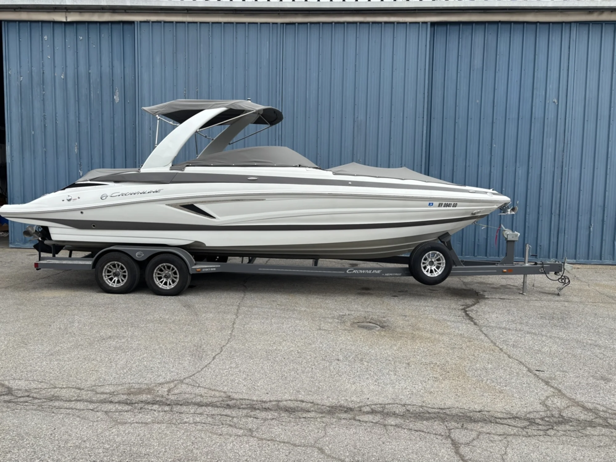 2021 Crownline 290 SS - Main Image