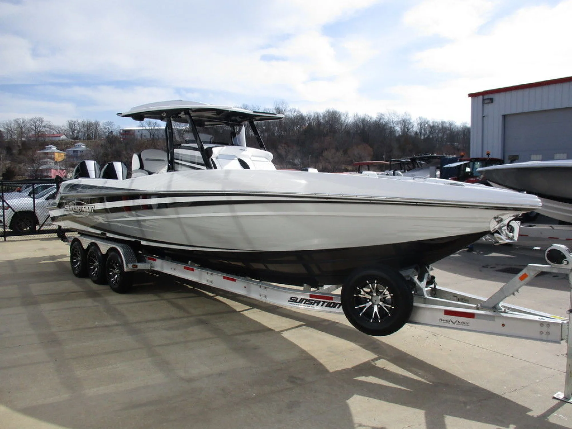 Sunsation Powerboats 32CCX - Image 4