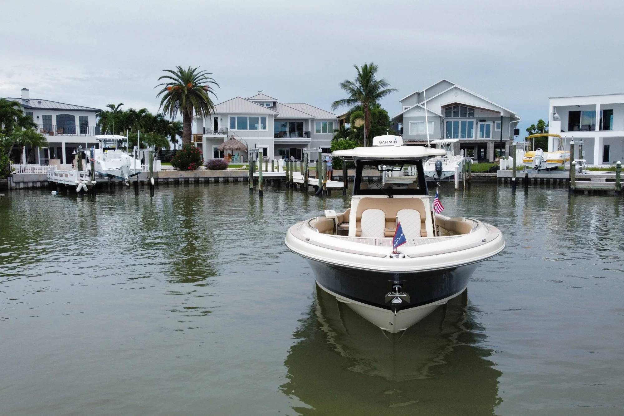 2019 Chris-Craft Catalina 34 - Image 2