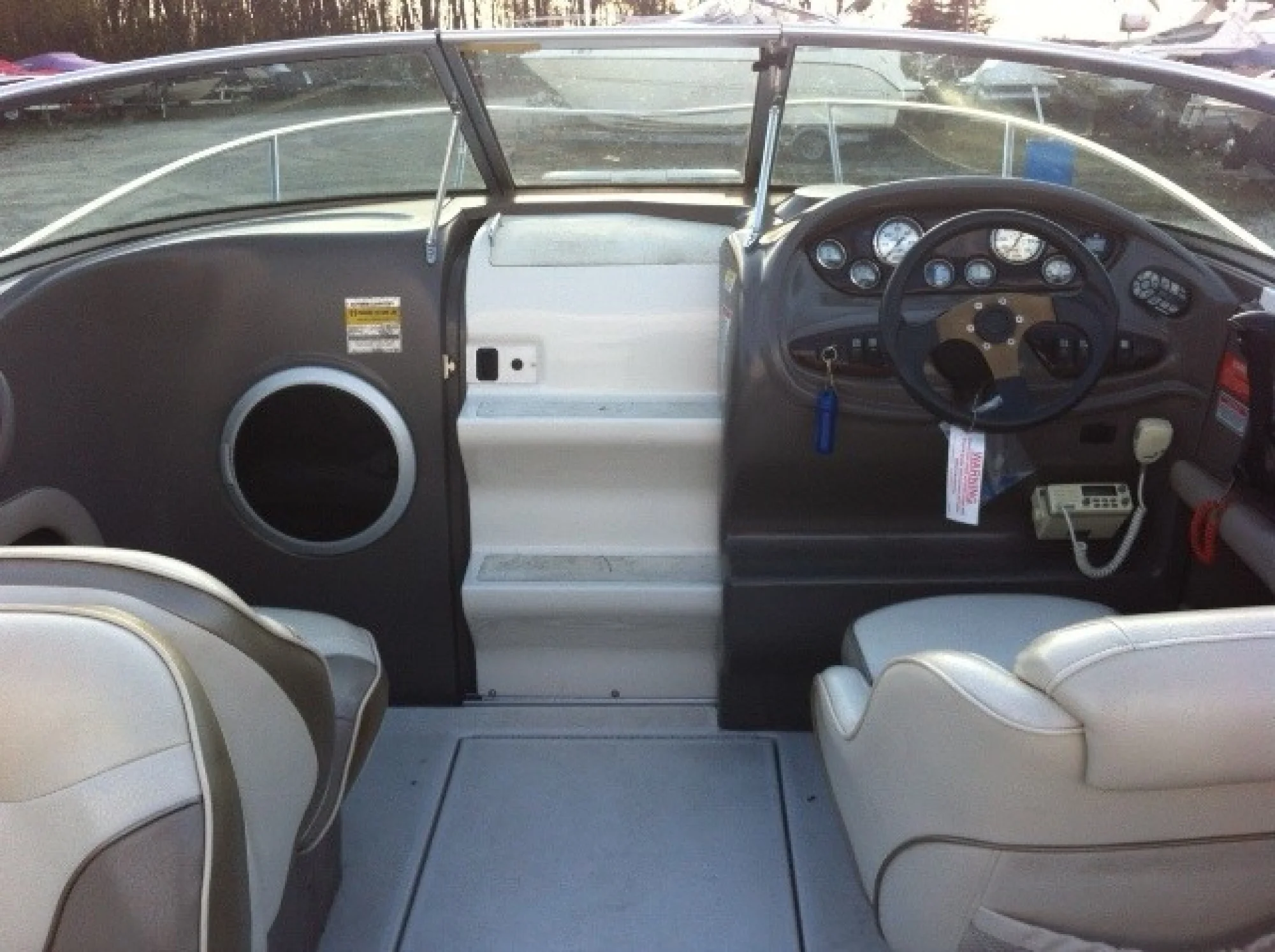 2002 Monterey 218 LS Cuddy - 5.0L MPI - Image 4