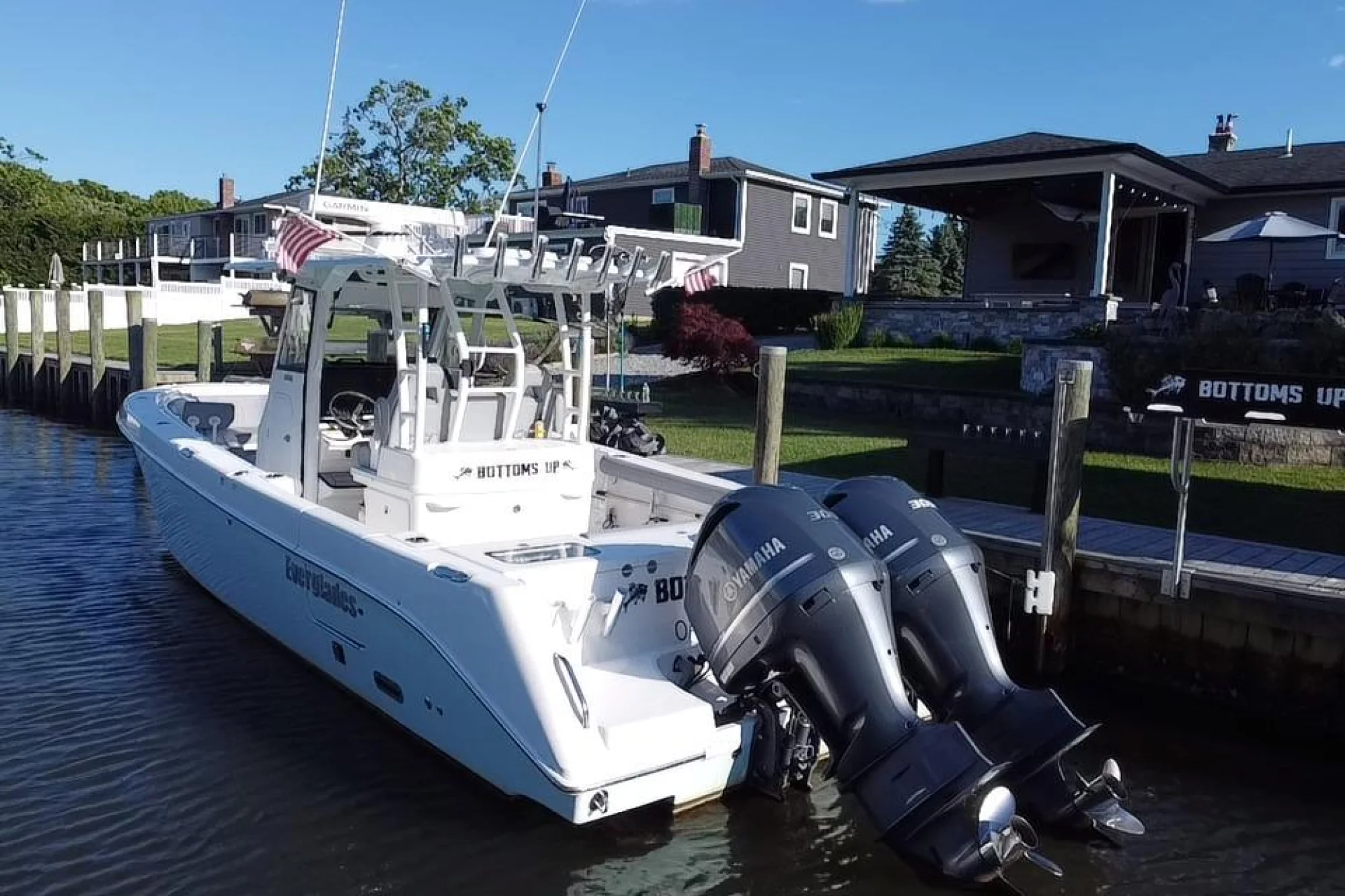 2018 Everglades 335 Center Console - Image 4