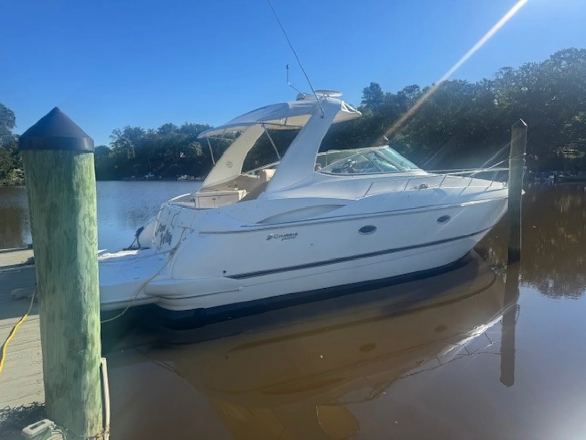 2001 Cruisers Yachts 3672 Express - Image 5