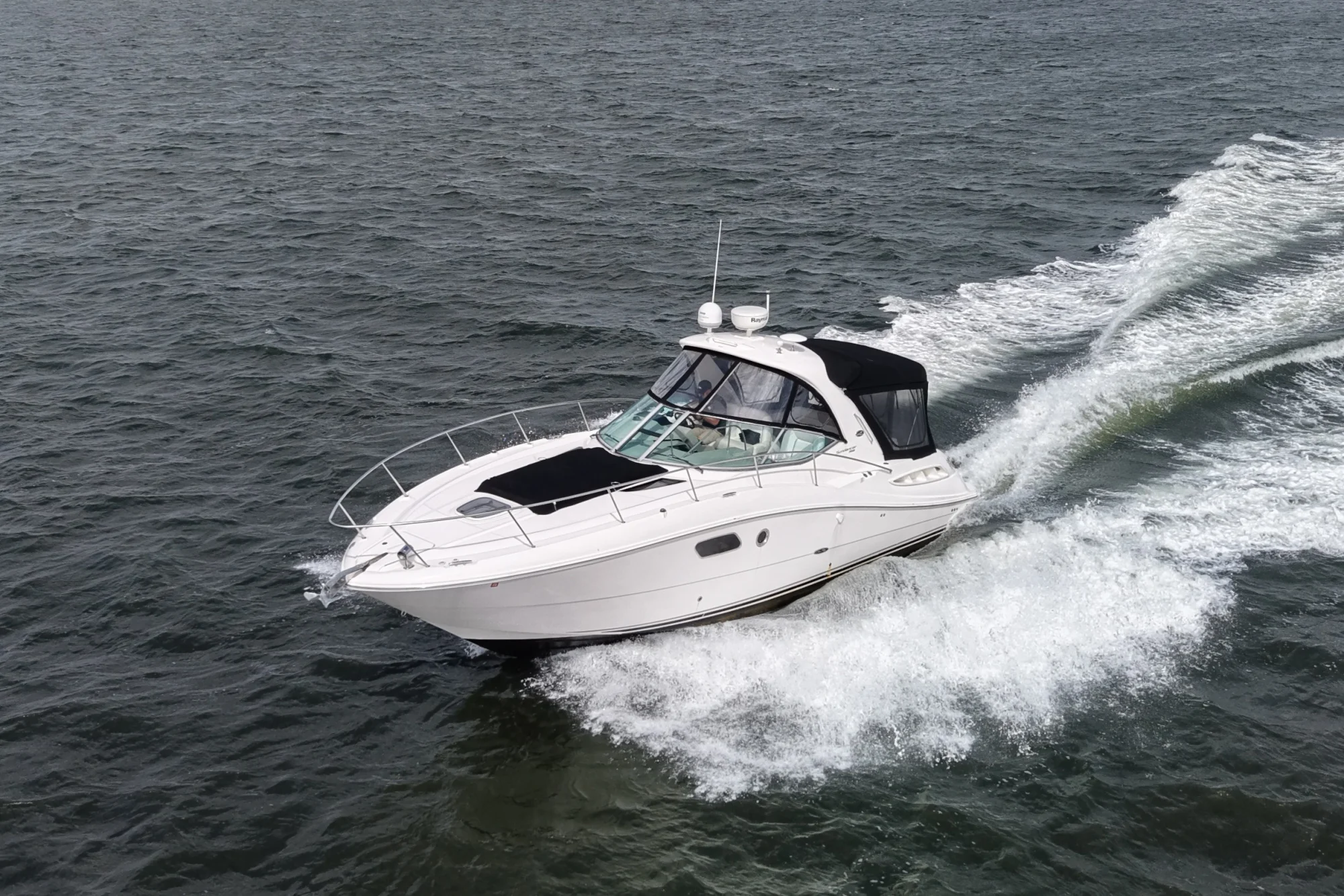2011 Sea Ray Sundancer 350 - Image 3