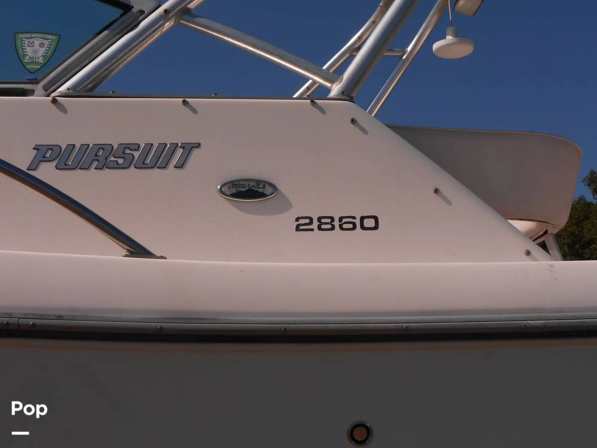2002 Pursuit Denali 2860 - Image 4
