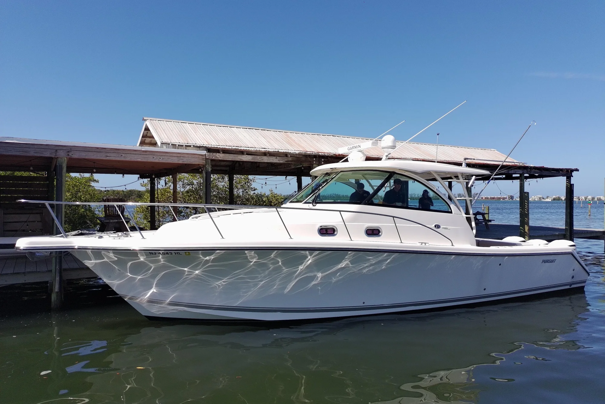 2018 Pursuit OS 385 Offshore - Image 5