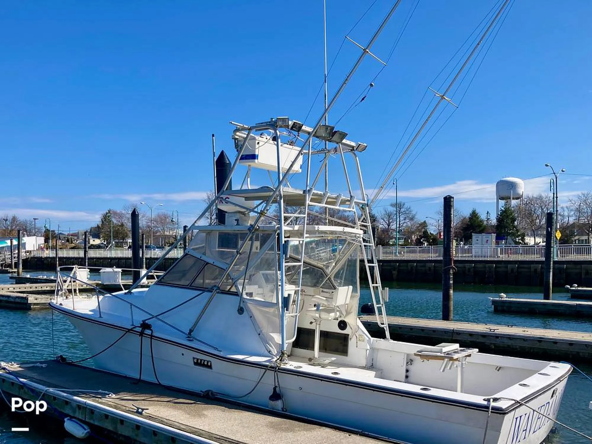 1983 Topaz 29 - Image 3